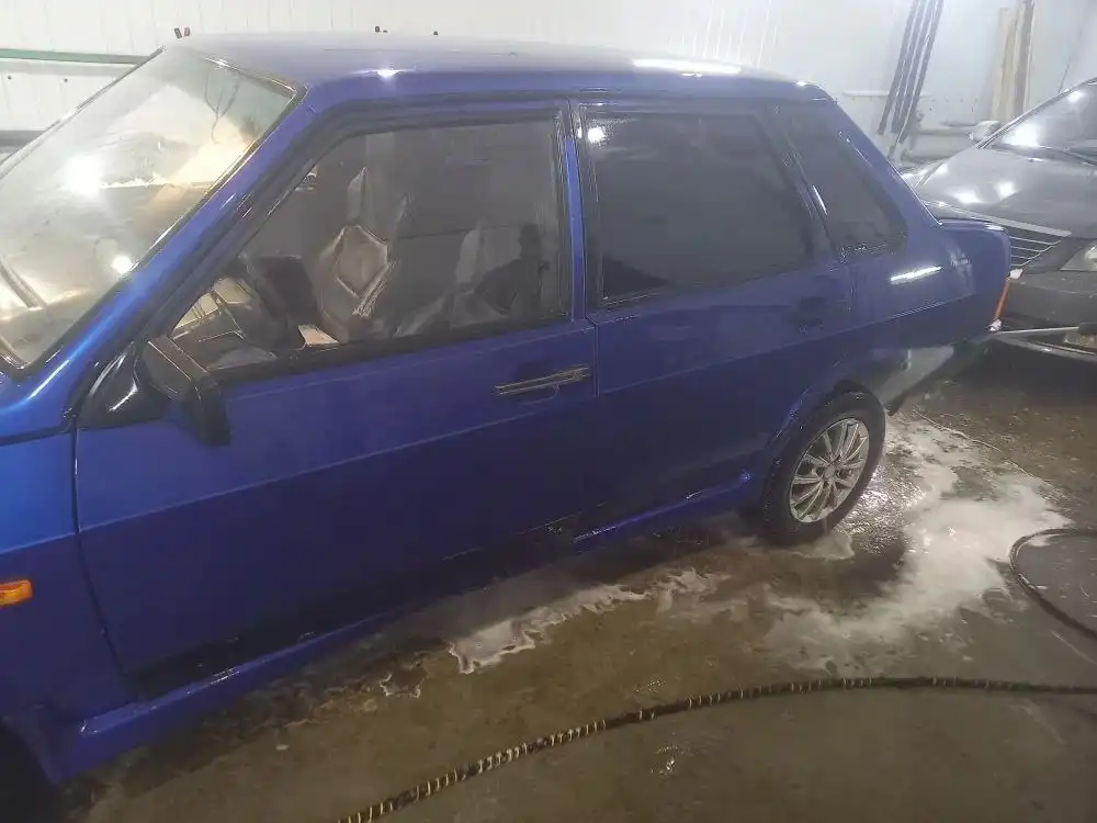 ВАЗ 21099 2001 года в хорошем состоянии - Легковые автомобили (Авто) в Омск