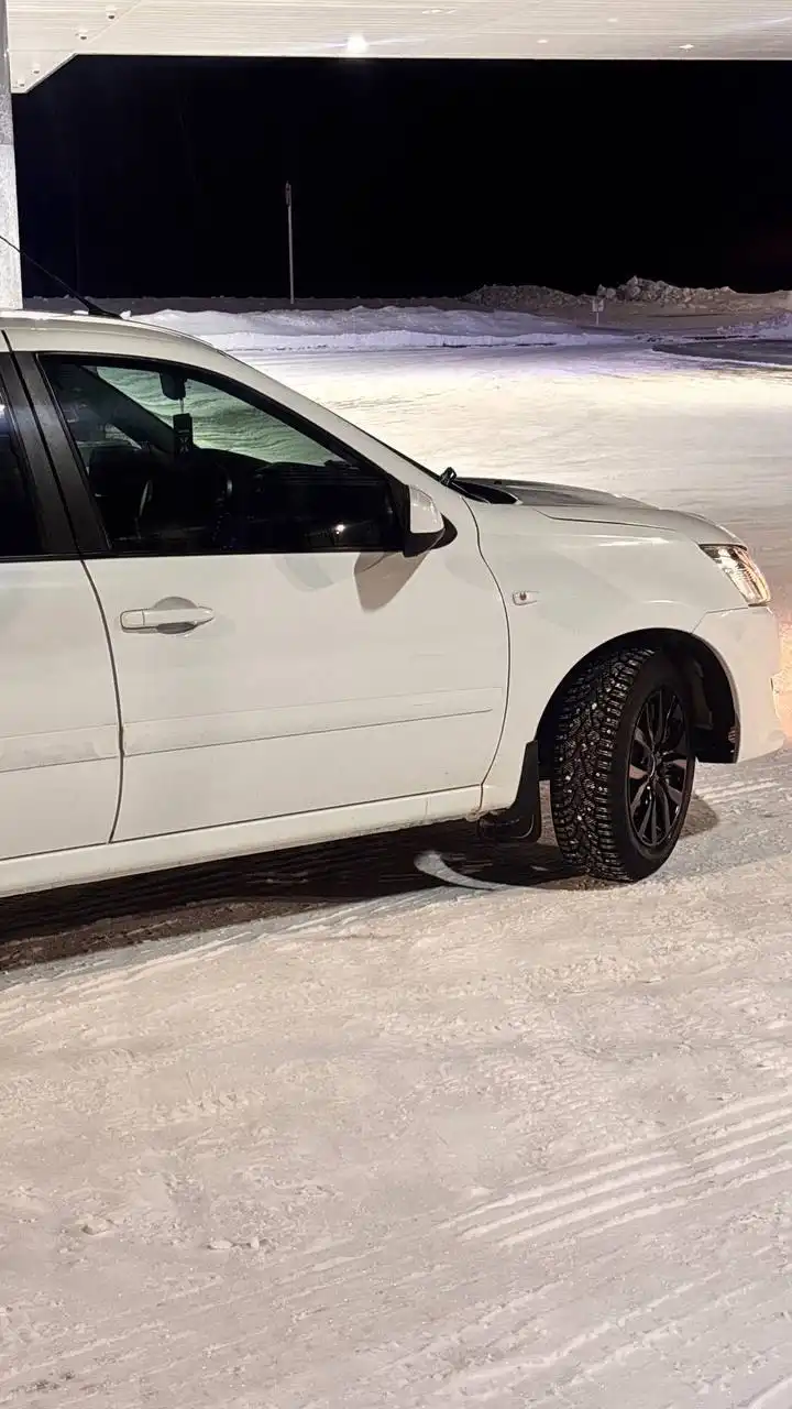 Продам DATSUN UN-DO 2015 года на жирной комплектации - Легковые автомобили (Авто) в Омск