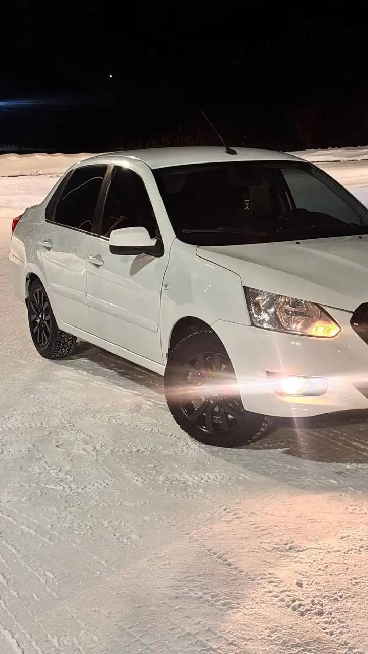 Продам DATSUN UN-DO 2015 года на жирной комплектации - Легковые автомобили (Авто) в Омск