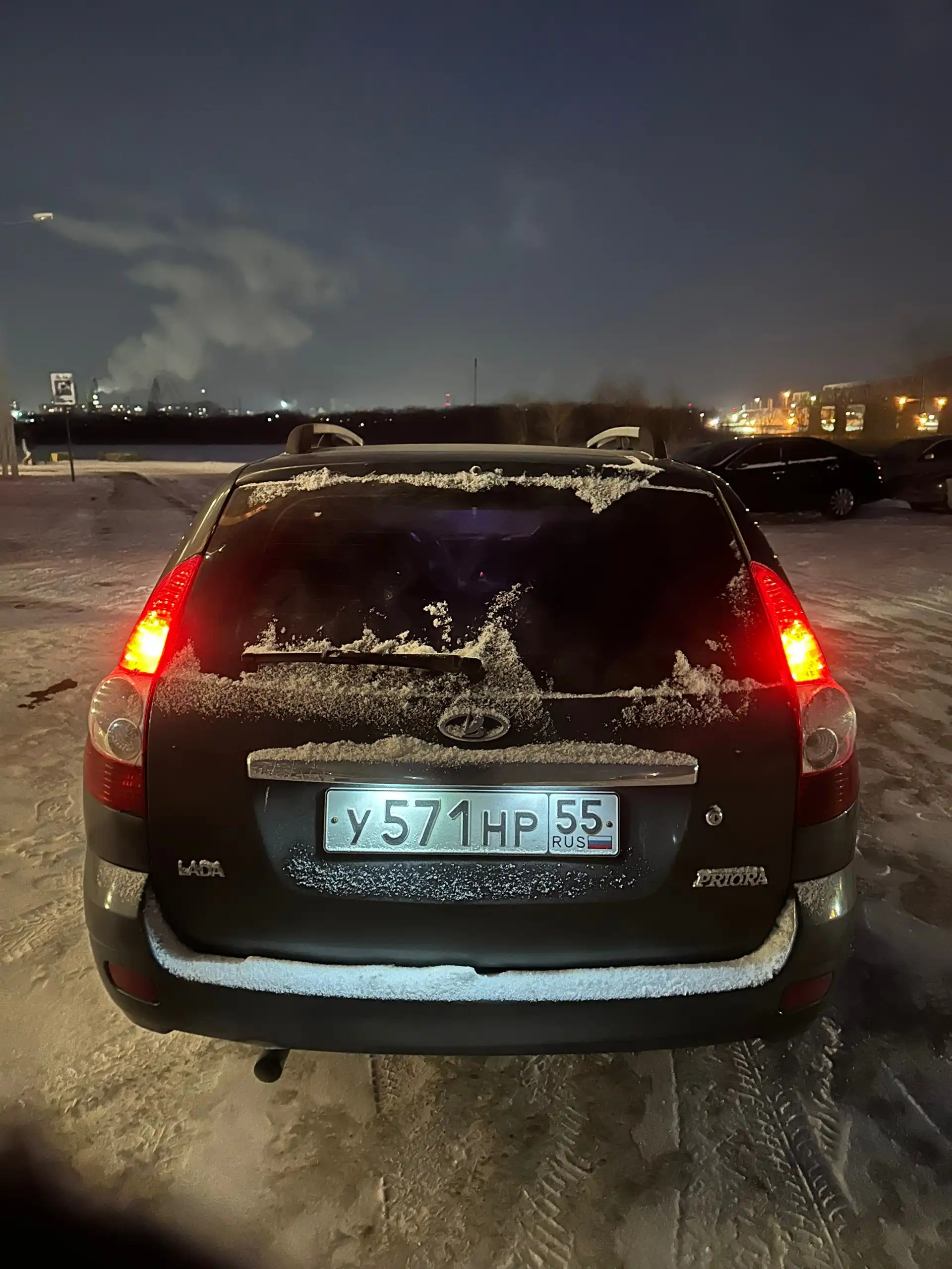 Продам Лада Приора 2010 года универсал - Легковые автомобили (Авто) в Омск