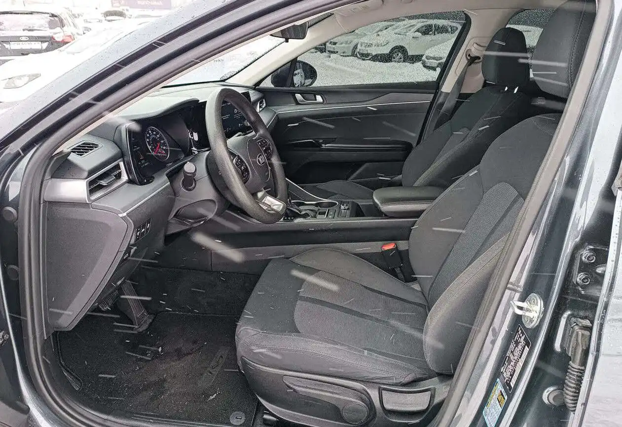 Продам Kia K5 2020 - Авто в Омск