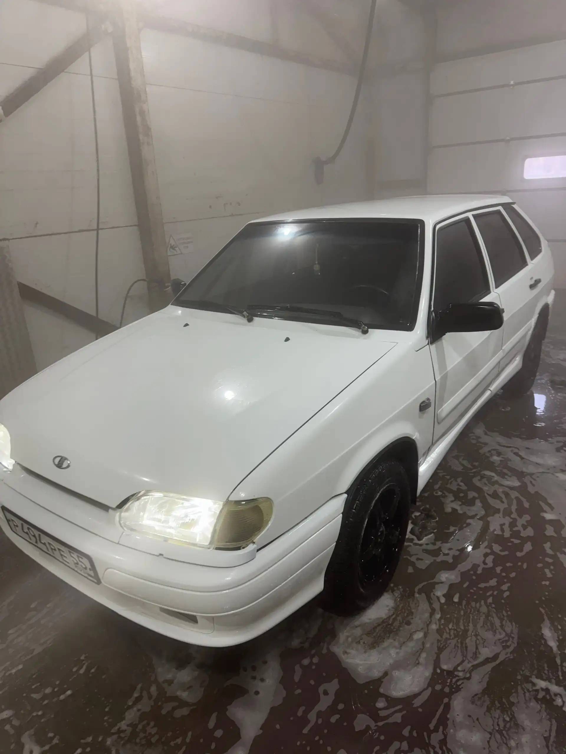 Продам Ваз 2114 2011 года белого цвета - Легковые автомобили (Авто) в Омск