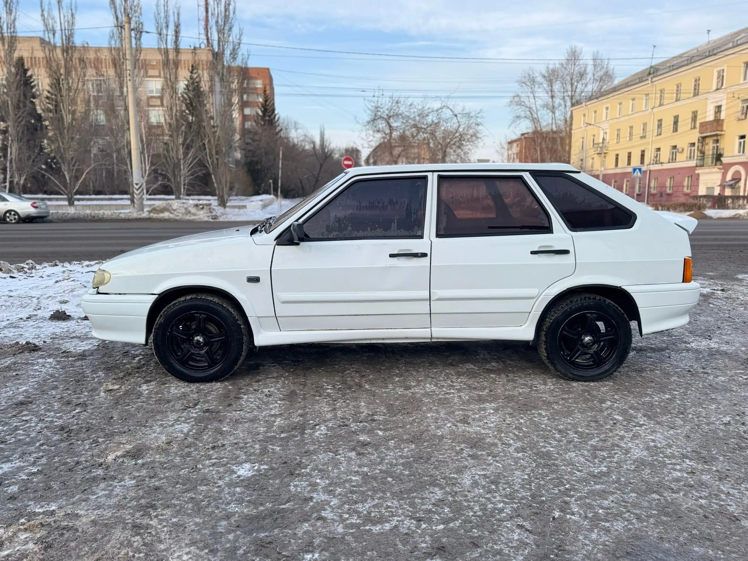 Продам Ваз 2114 2011 года белого цвета - Легковые автомобили (Авто) в Омск