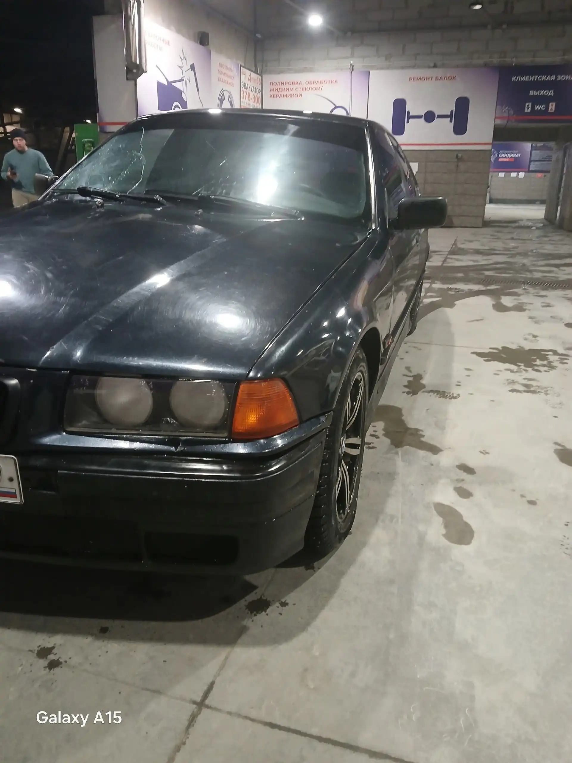 Продажа BMW E36 1.6 МКПП - Авто в Омск