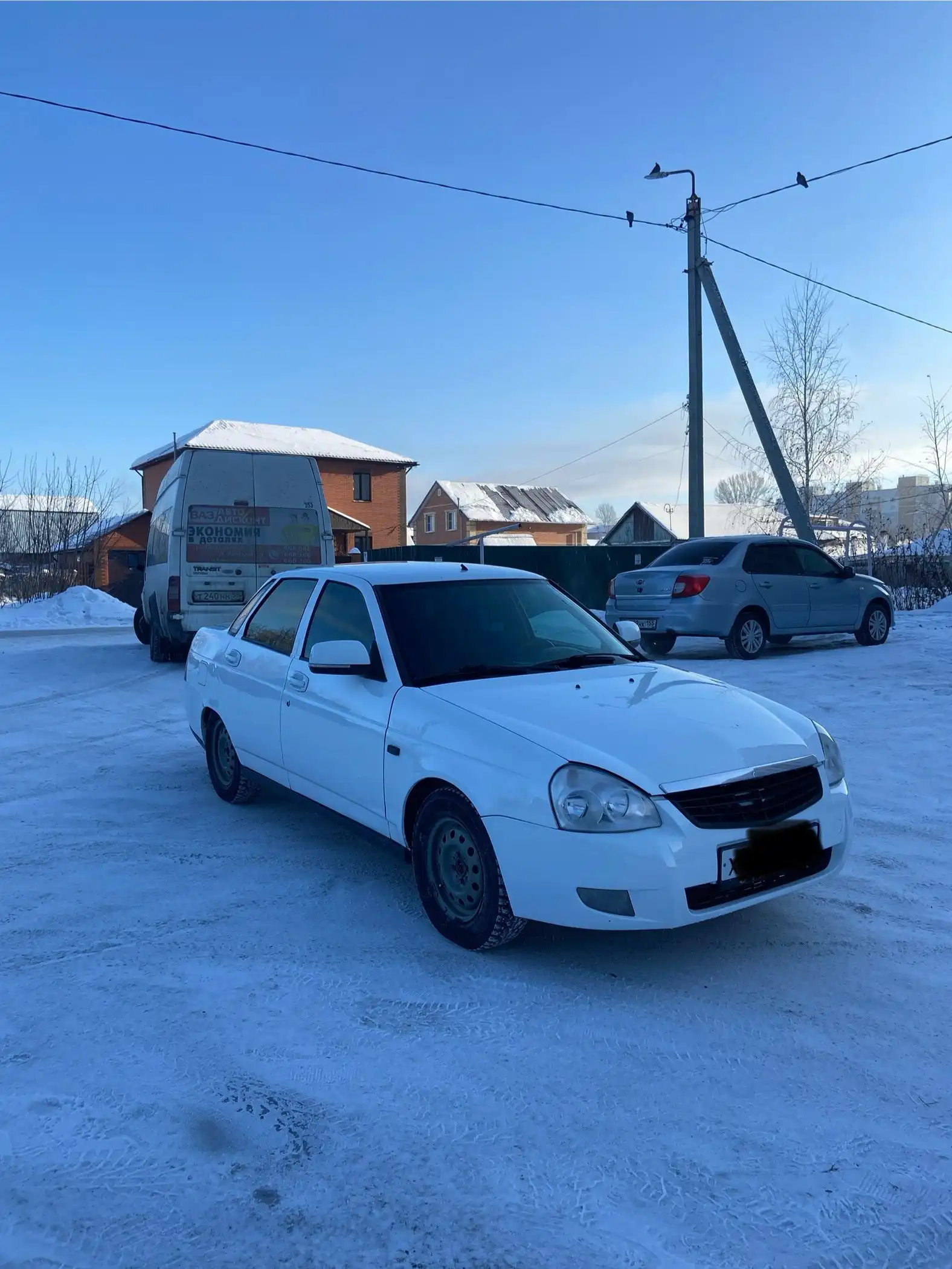 Лада Приора 2011 года в хорошем состоянии - Авто в Омск