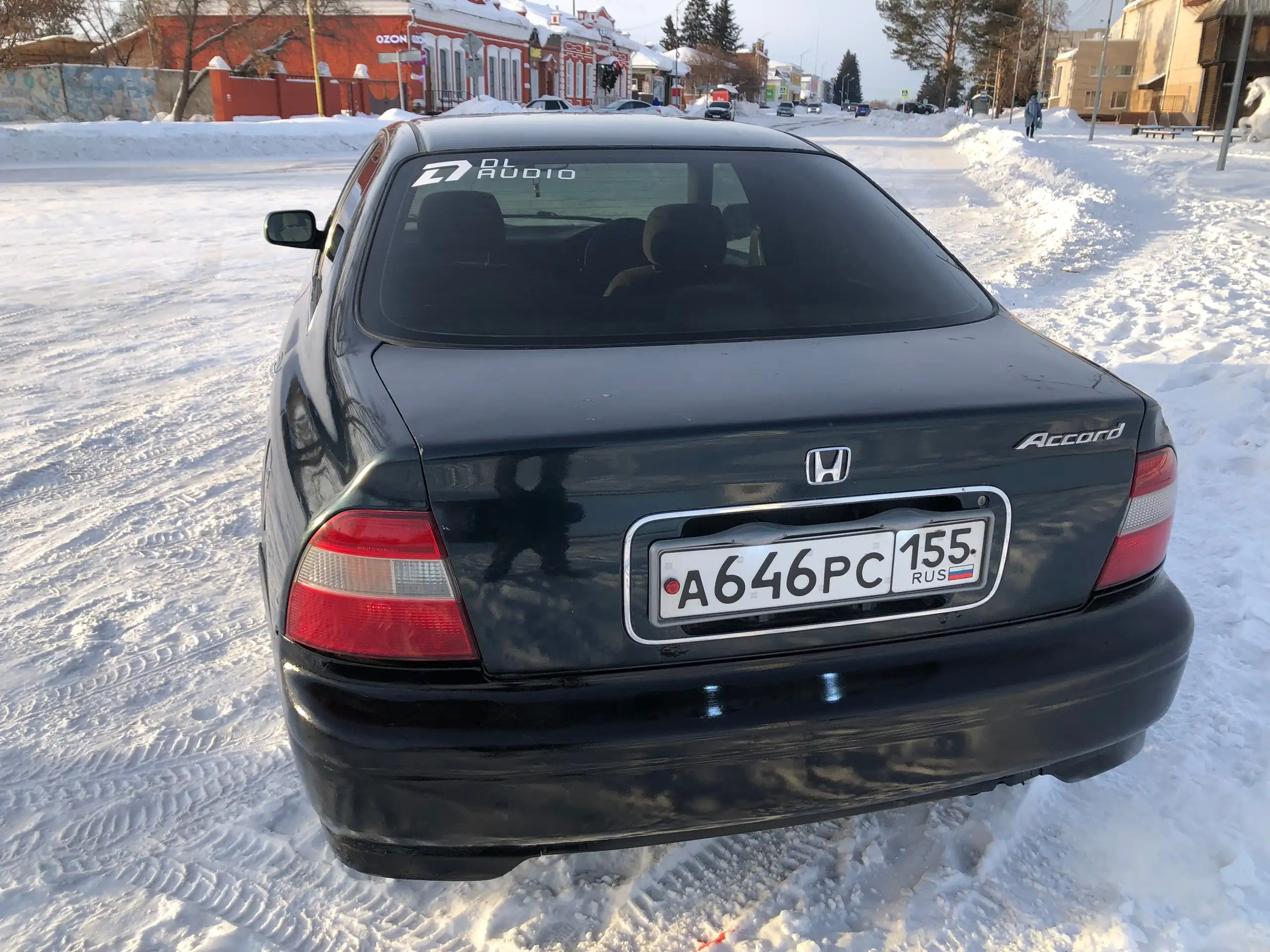 Продам достойный автомобиль в хорошем техническом и кузовном состоянии - Авто в Омск