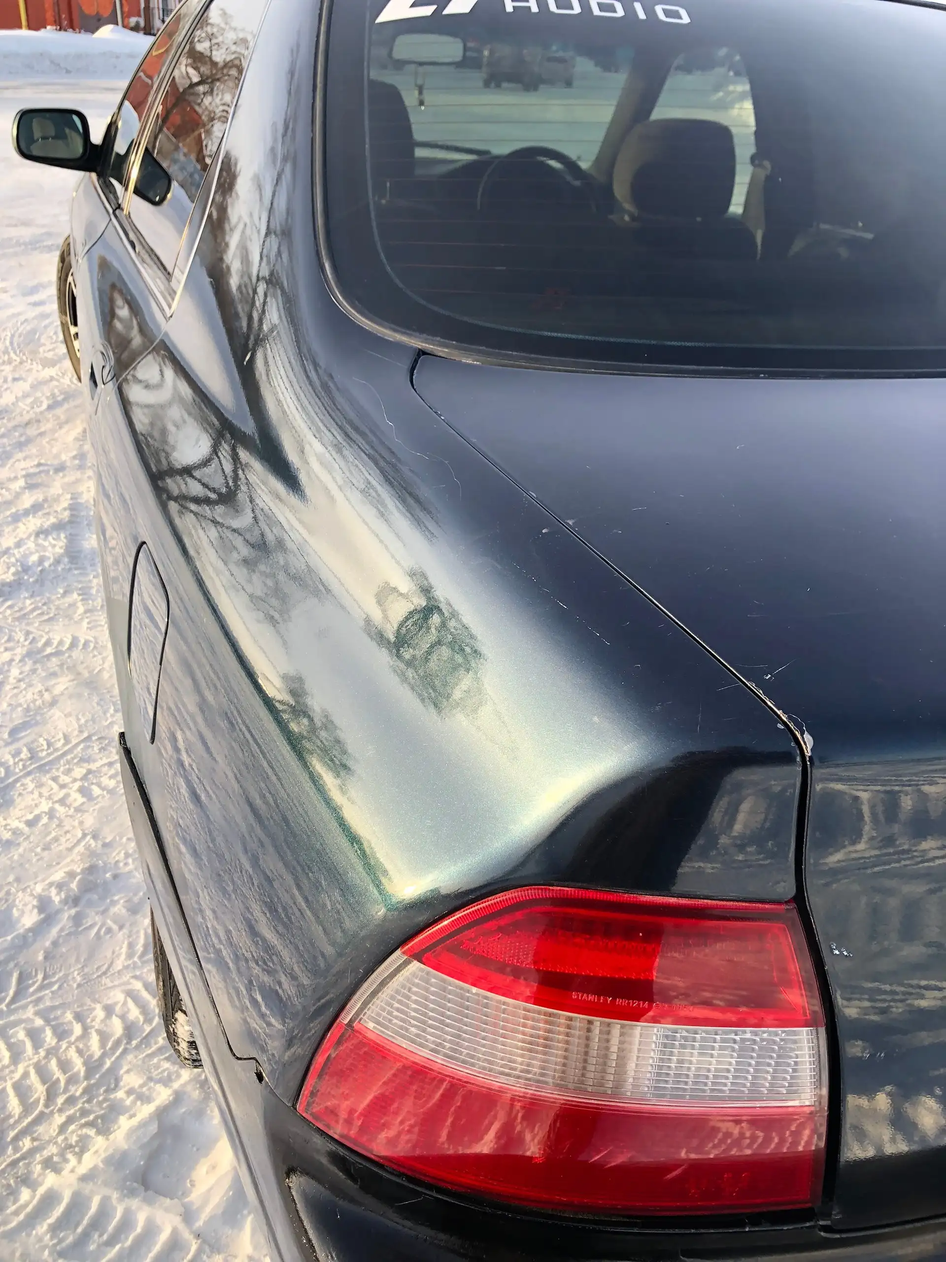 Продам достойный автомобиль в хорошем техническом и кузовном состоянии - Авто в Омск