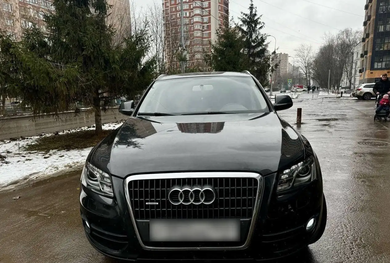 Audi Q5 2009 года выпуска, 2.0 TFSI, автомат, полный привод - Авто в Омск
