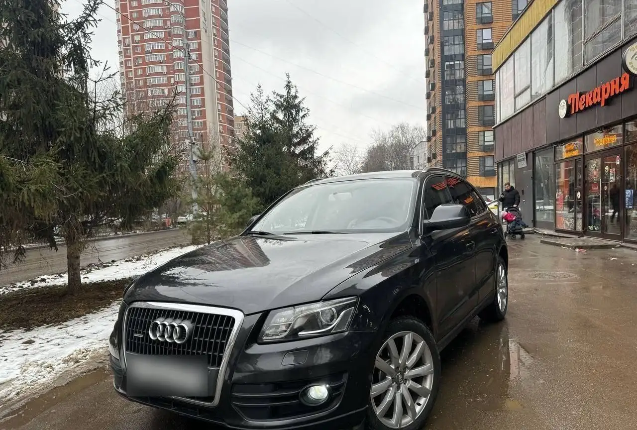 Audi Q5 2009 года выпуска, 2.0 TFSI, автомат, полный привод - Авто в Омск