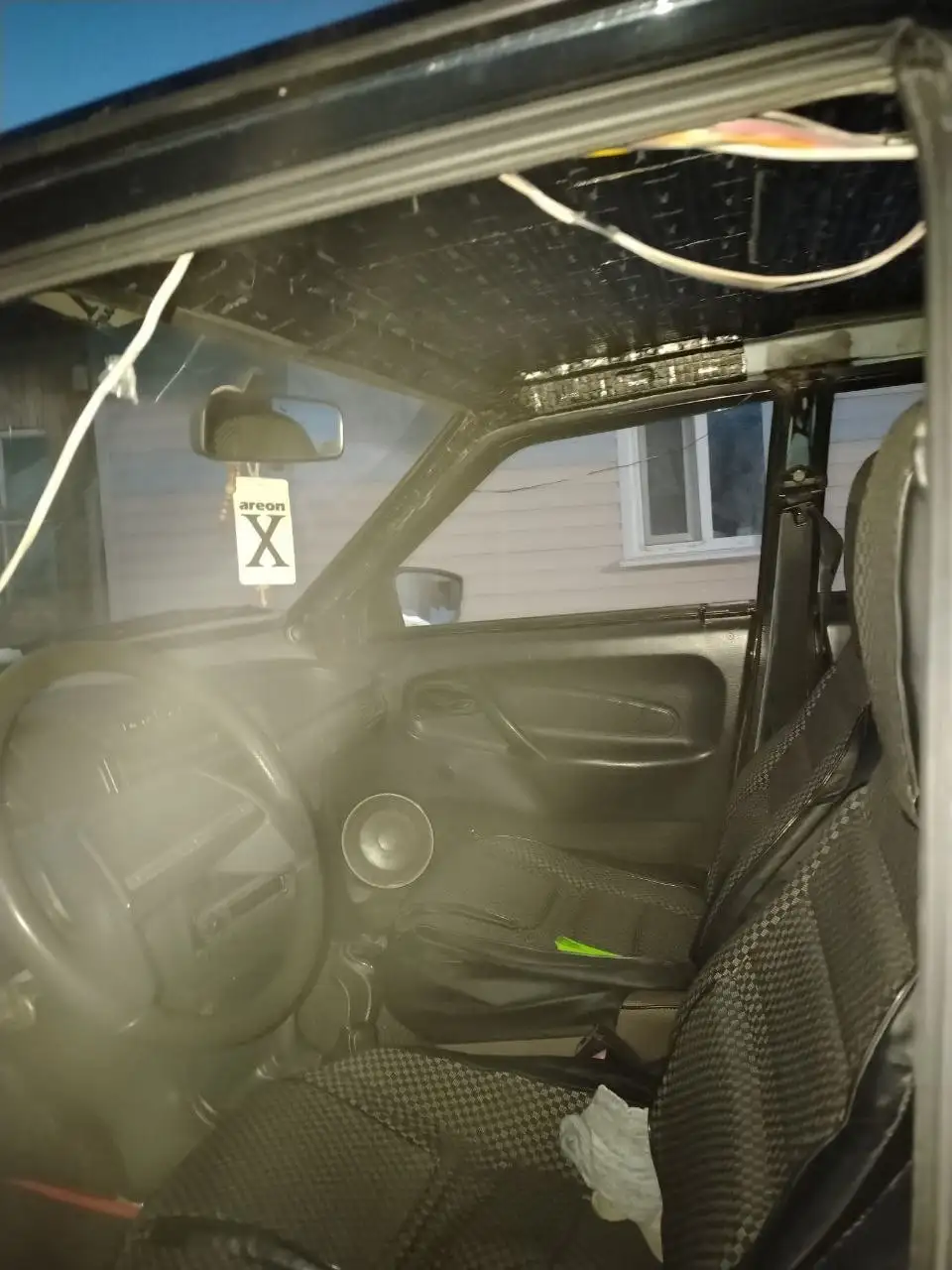 Продажа автомобиля с документами и замечаниями по состоянию - Авто в Омск