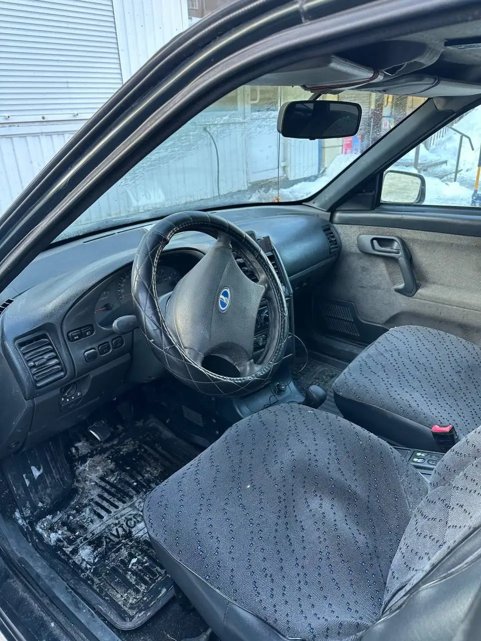 ВАЗ 2112 2006 года выпуска - Авто в Омск