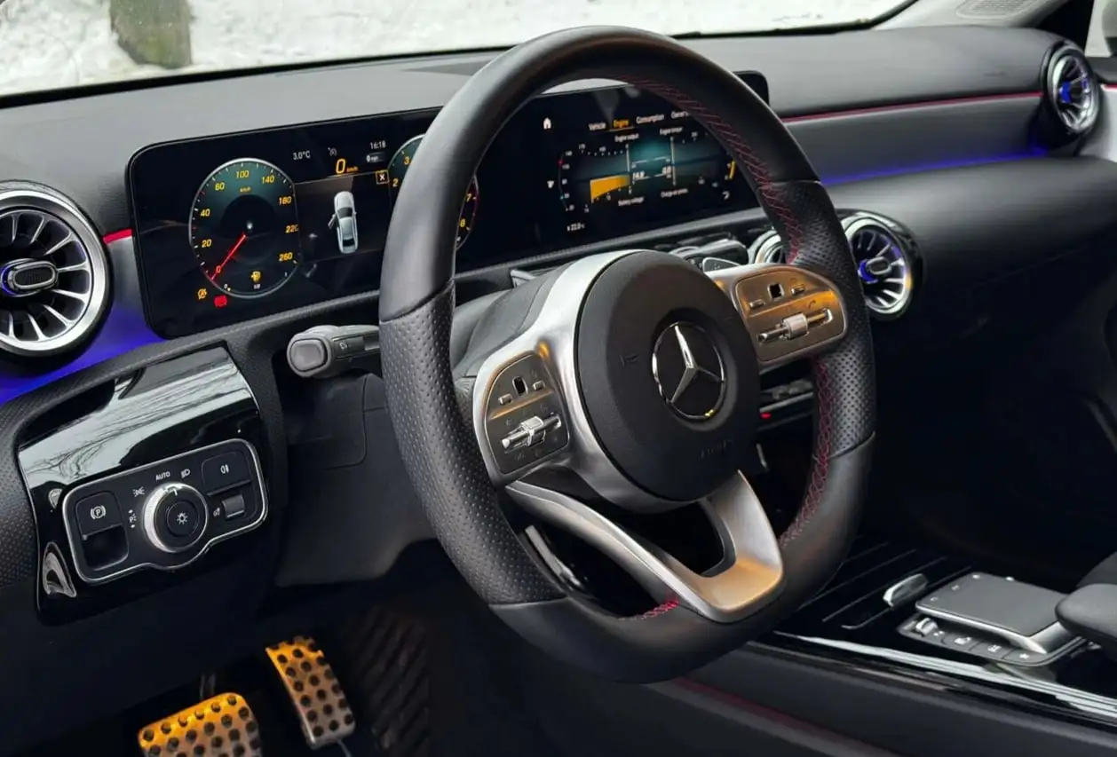 Mercedes-Benz A-Class 2021 в отличном состоянии - Авто в Омск