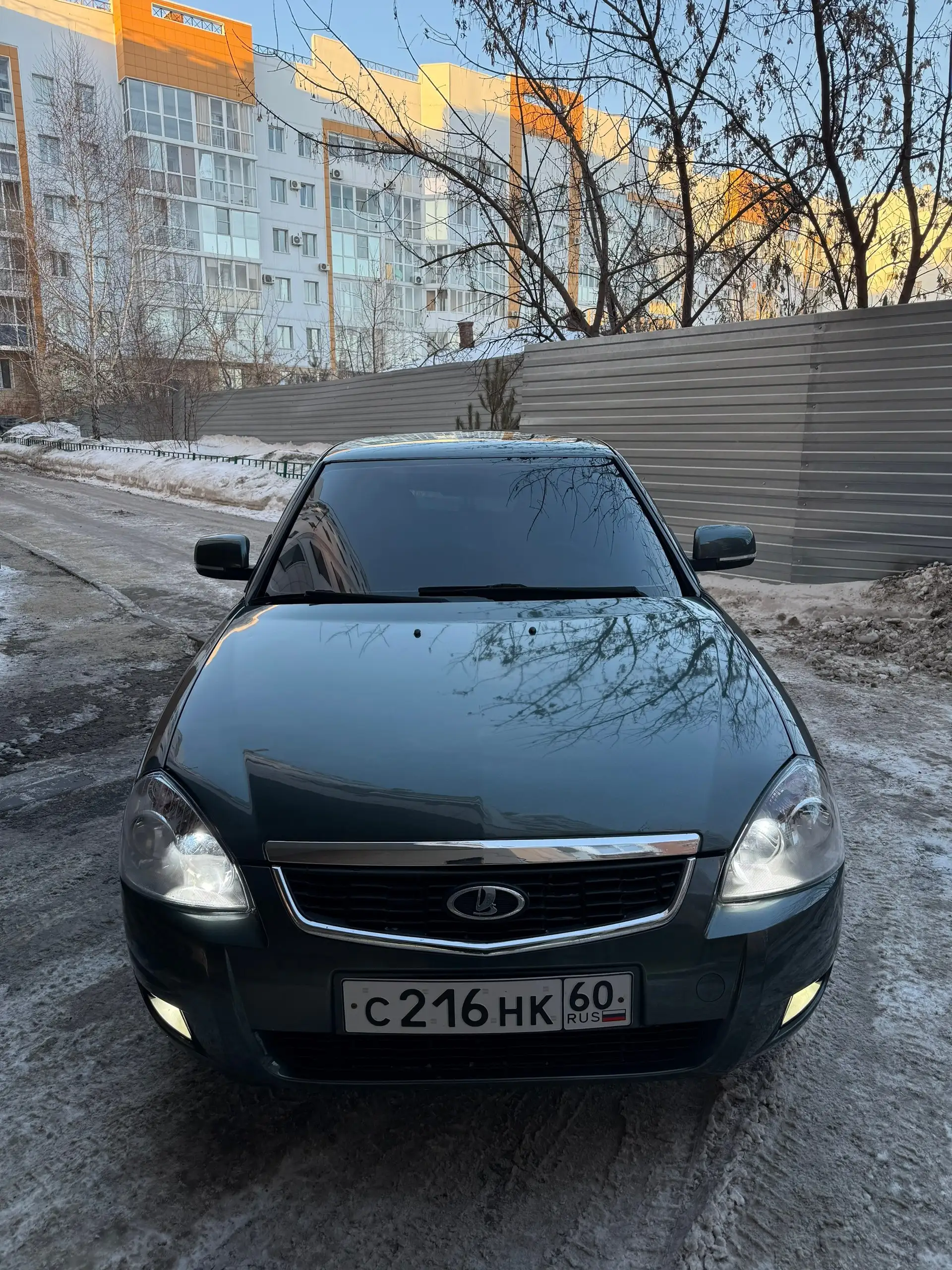 Продам Ладу Приору 2009 года выпуска - Легковые автомобили (Авто) в Омск