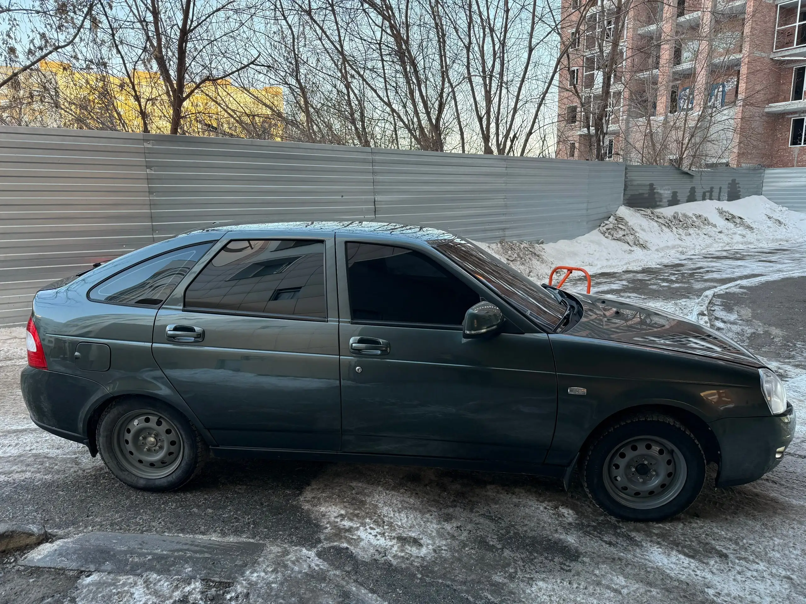 Продам Ладу Приору 2009 года выпуска - Легковые автомобили (Авто) в Омск