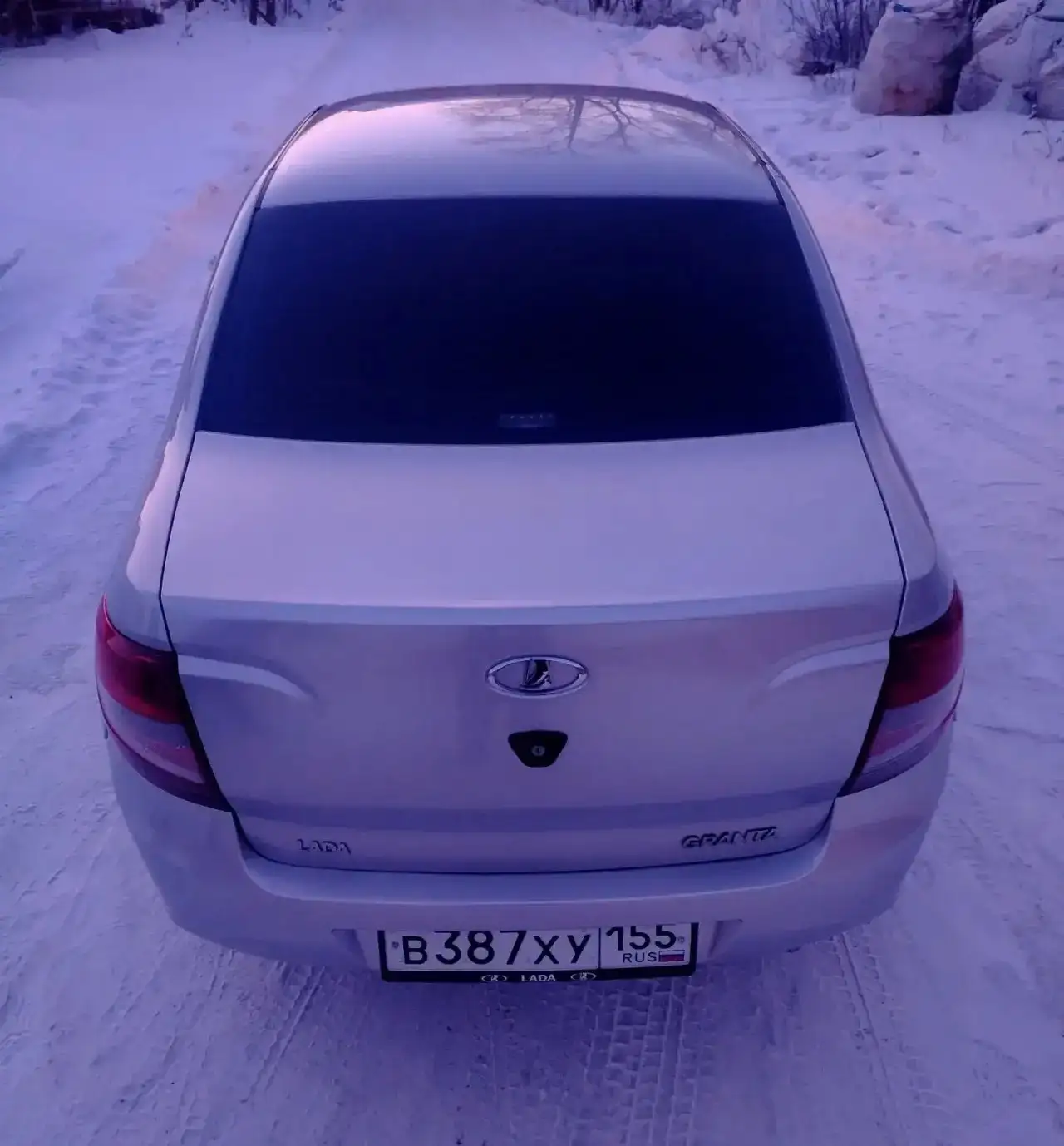 Продажа надежного экономичного автомобиля с пробегом 38 тысяч км - Авто в Омск