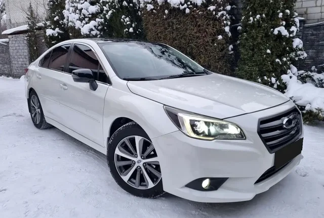 Продам Subaru Legacy 2016 года - Минивэн в Омск