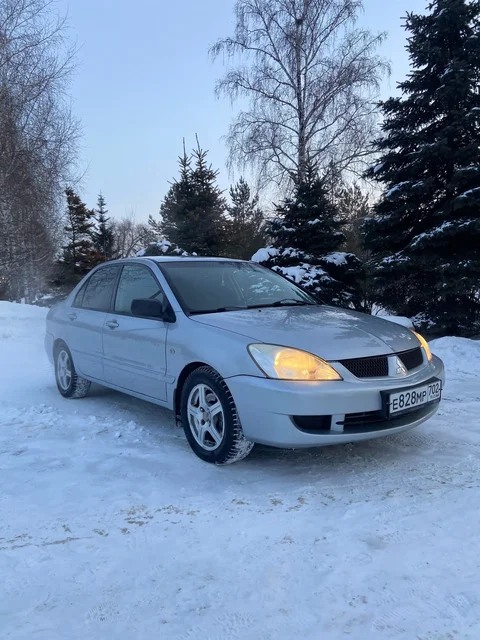 Продажа Mitsubishi Lancer 2006 года - Минивэн в Омск