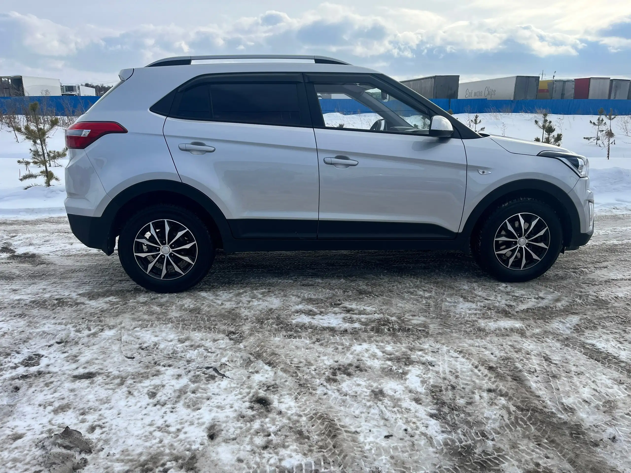 Продажа автомобиля в отличном состоянии с АКПП и передним приводом - Легковые автомобили (Авто) в Омск