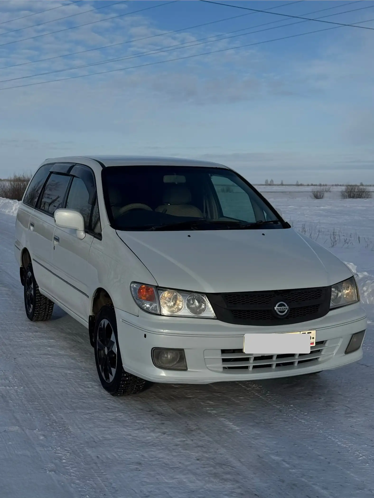 Nissan Presage 2000 года с АКПП и 4WD - Минивэн (Авто) в Омск