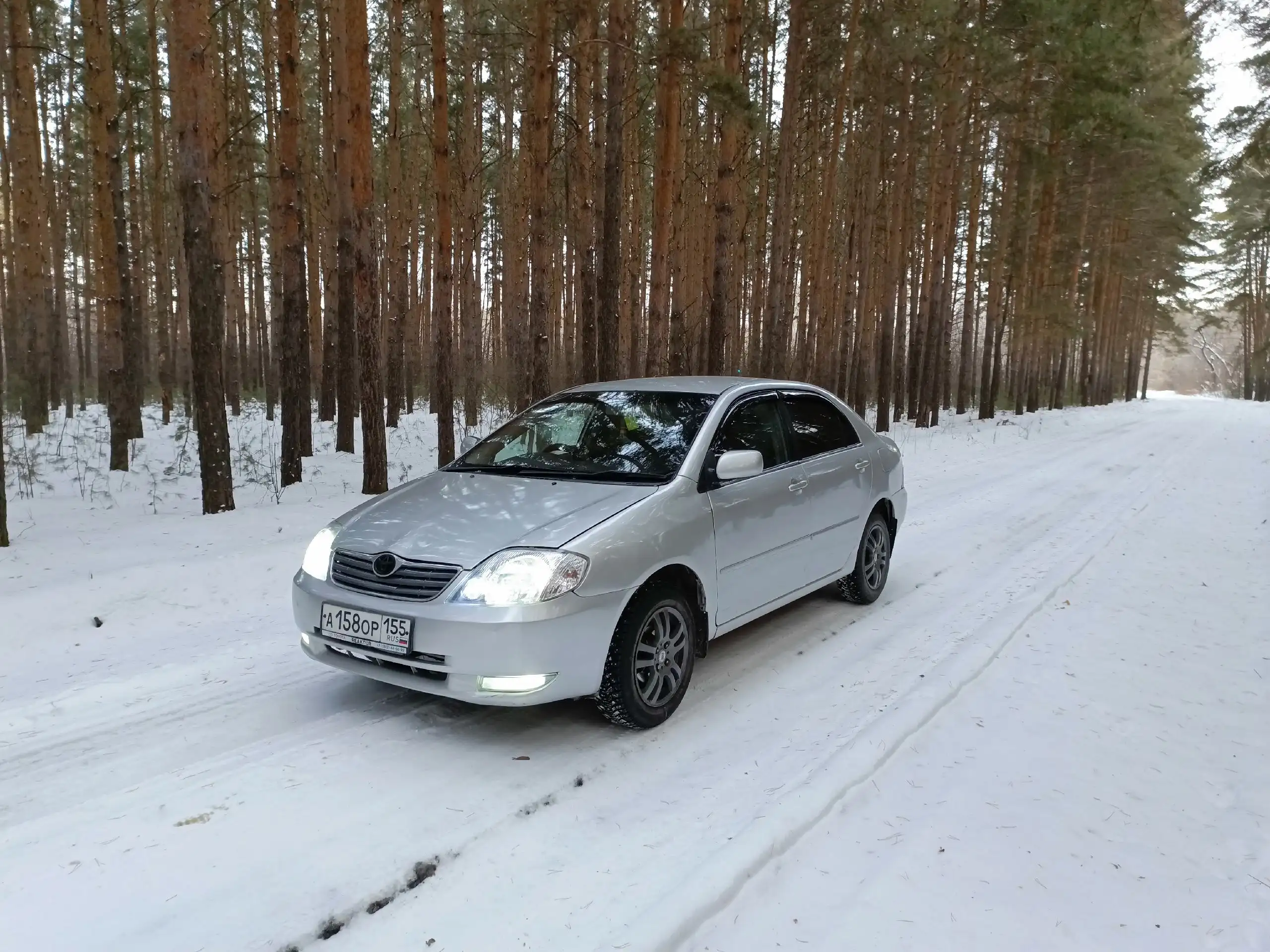 Продажа Toyota Corolla 2002 года с АКПП - Легковые автомобили (Авто) в Омск