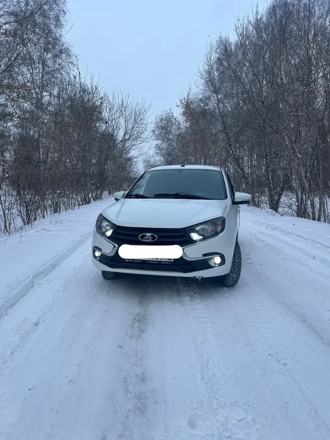 Лада Гранта 2020 год, полная комплектация - Продажа автомобилей в Омск