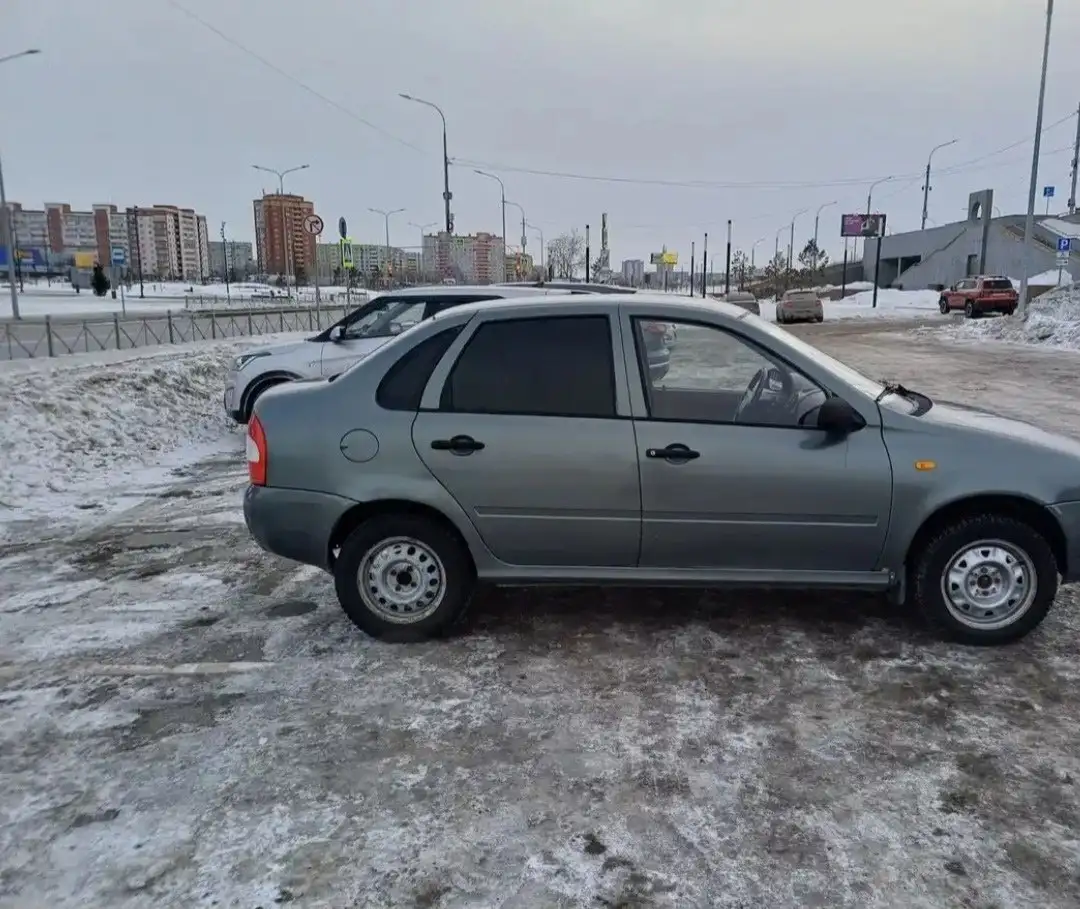 Продам Лада Калина 2008 года - Легковые автомобили (Авто) в Омск