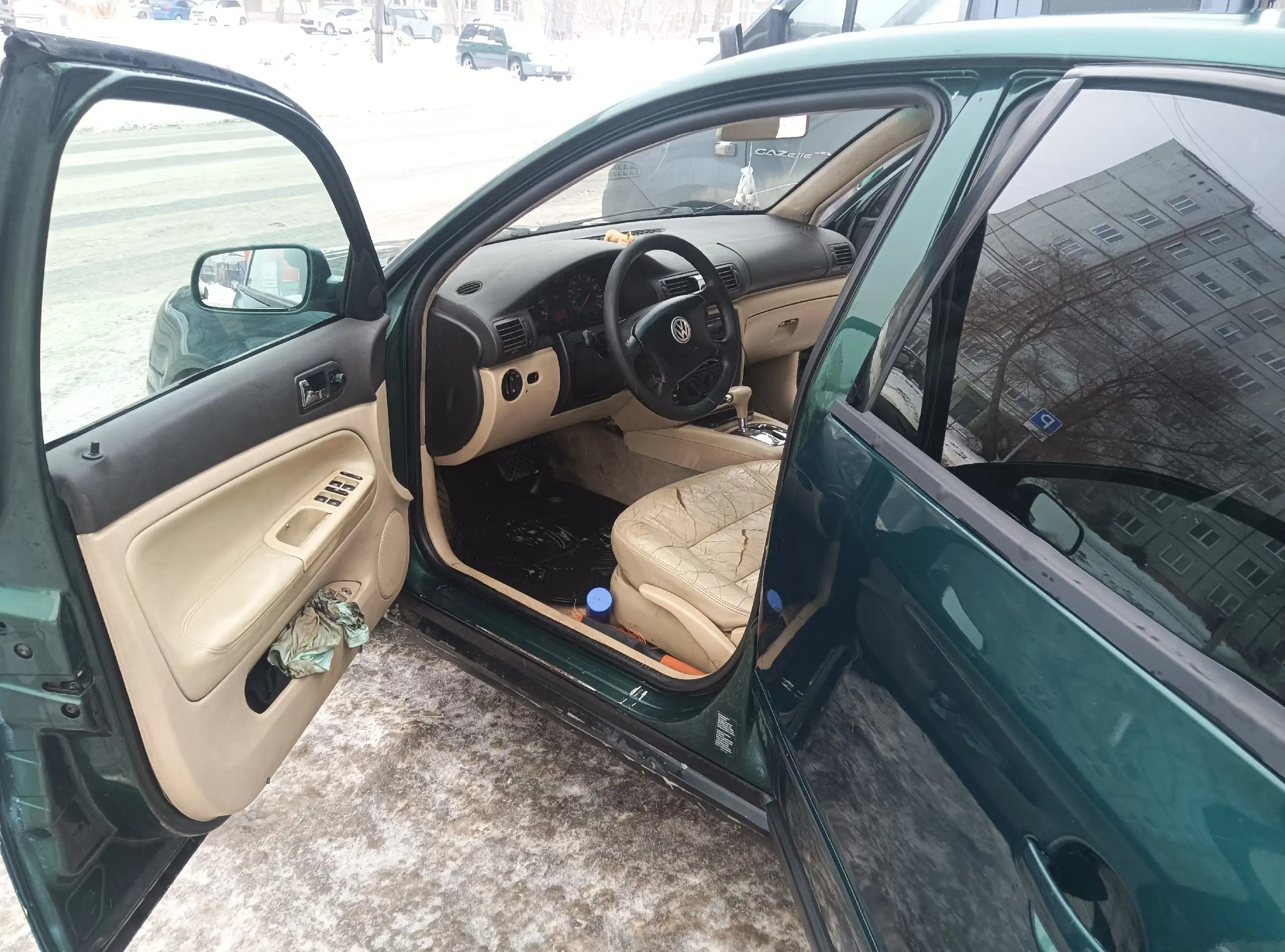 Продажа Volkswagen Passat B5 2000 года с турбо двигателем и автоматом - Легковые автомобили (Авто) в Омск