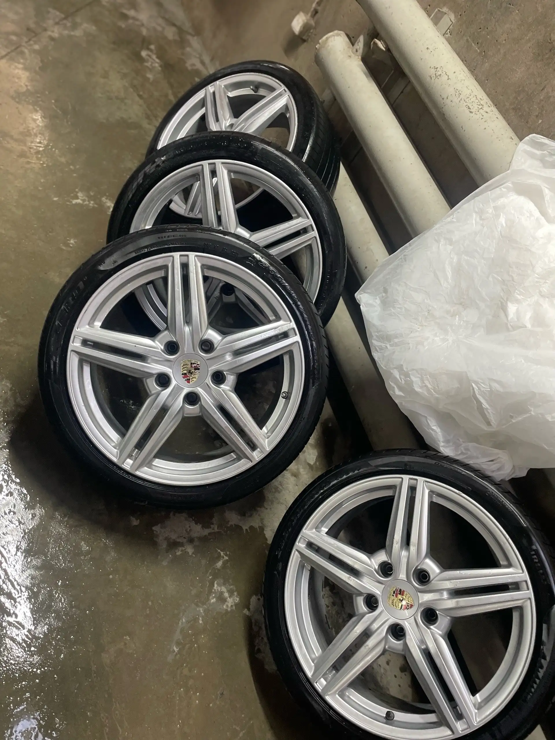 Продажа оригинальных дисков R19 с проставками для Нивы - Запчасти (Авто) в Тюмень