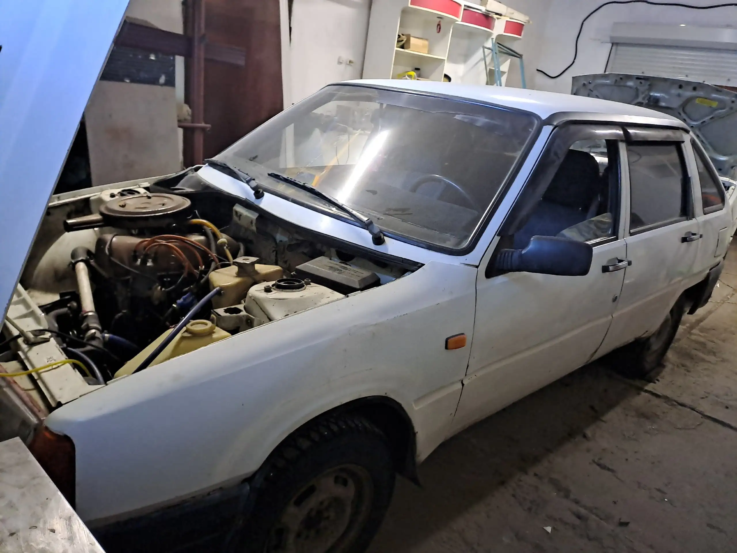 ВАЗ 2106 после капремонта с новыми запчастями - Авто в Омск