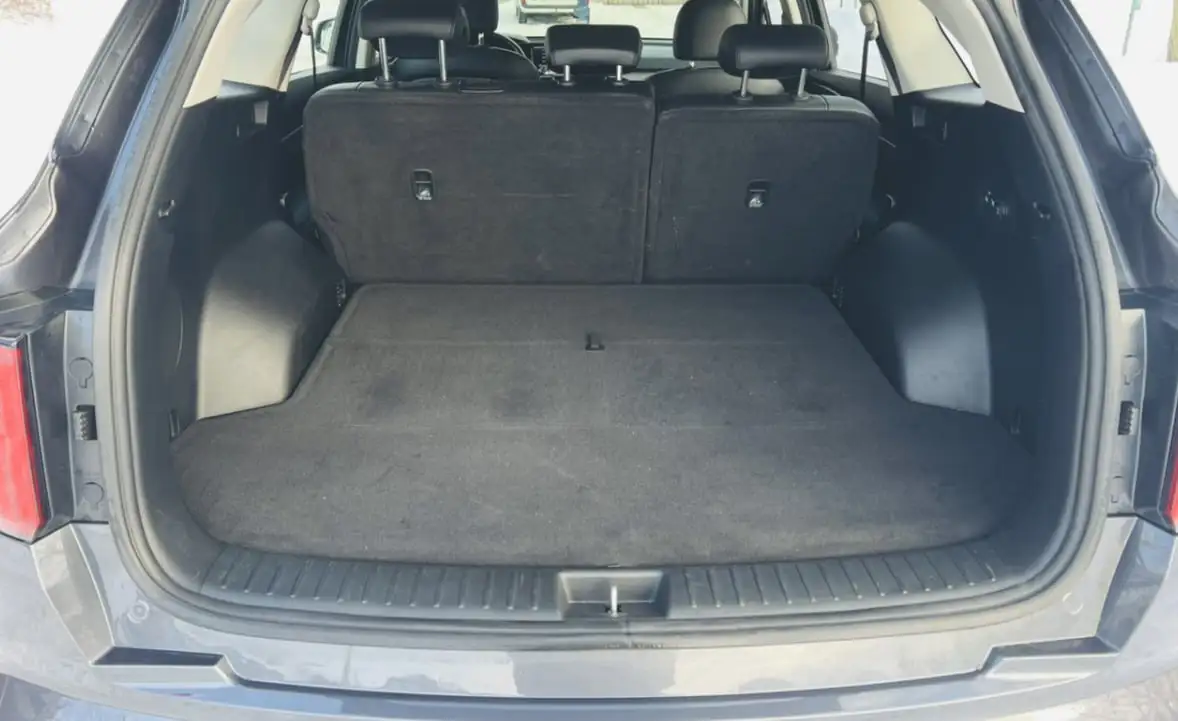 Продам авто 2020 года в Омске - Авто в Омск