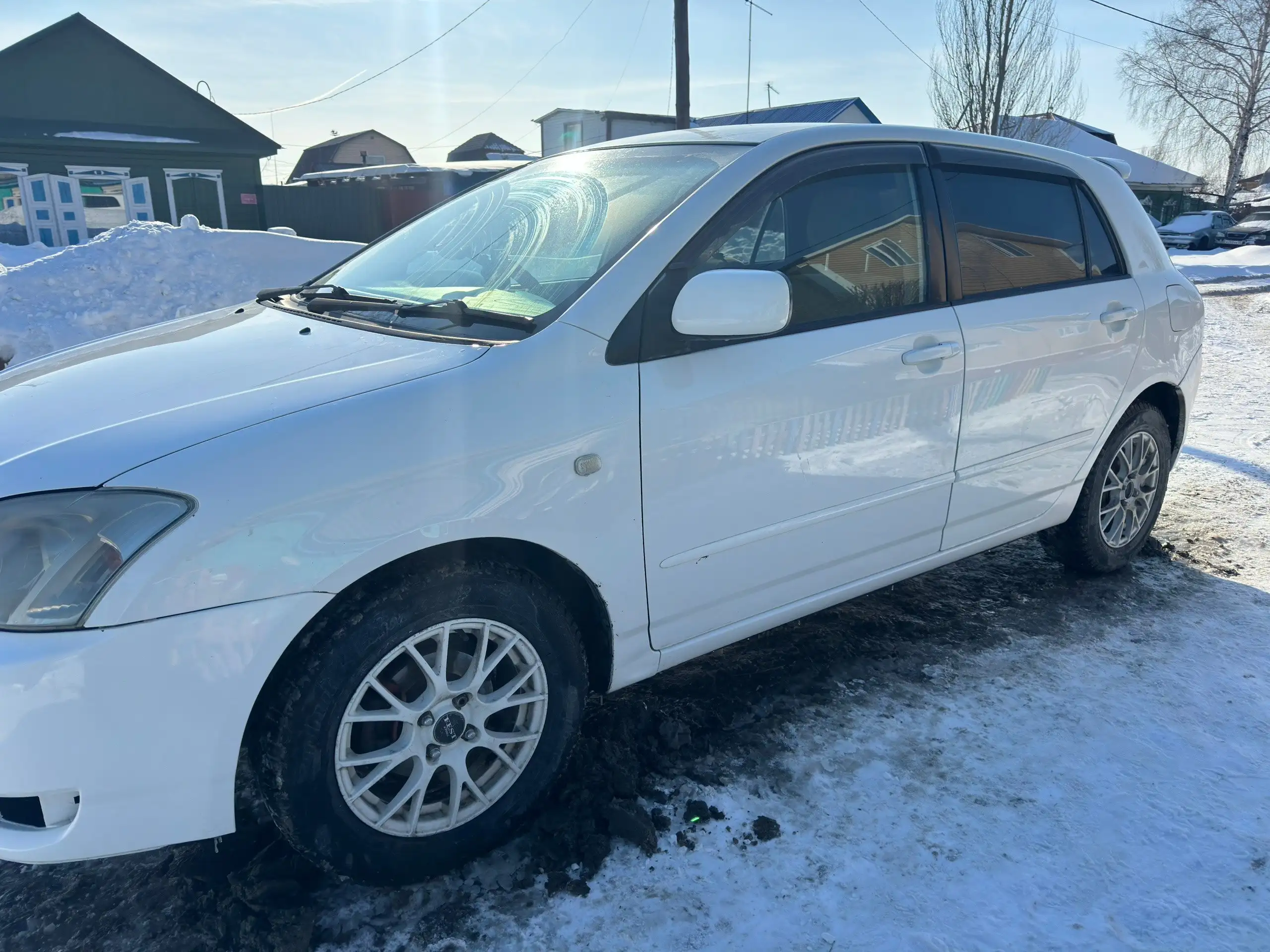 Продажа Toyota Corolla Runx в хорошем состоянии - Авто в Омск