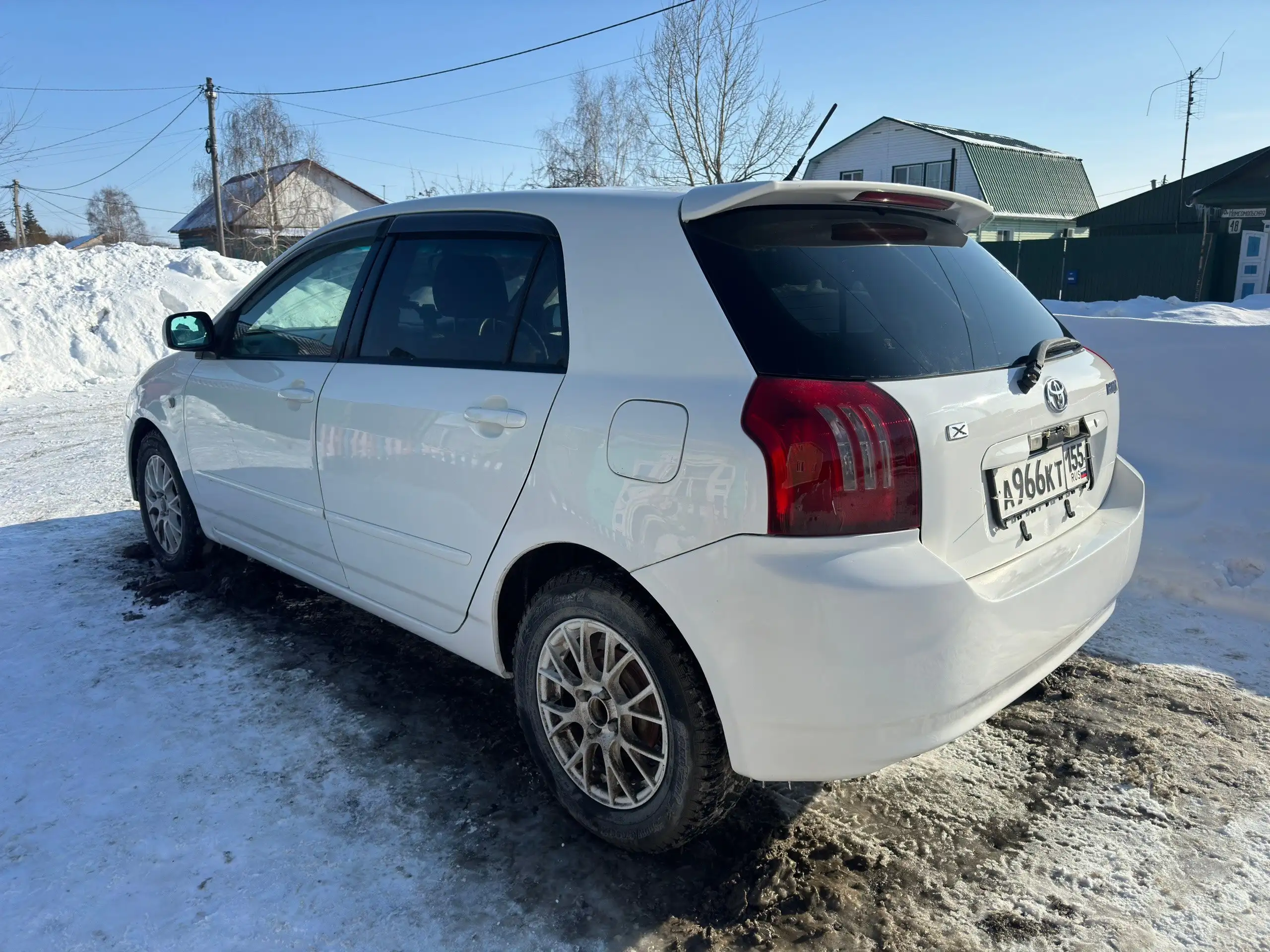 Продажа Toyota Corolla Runx в хорошем состоянии - Авто в Омск