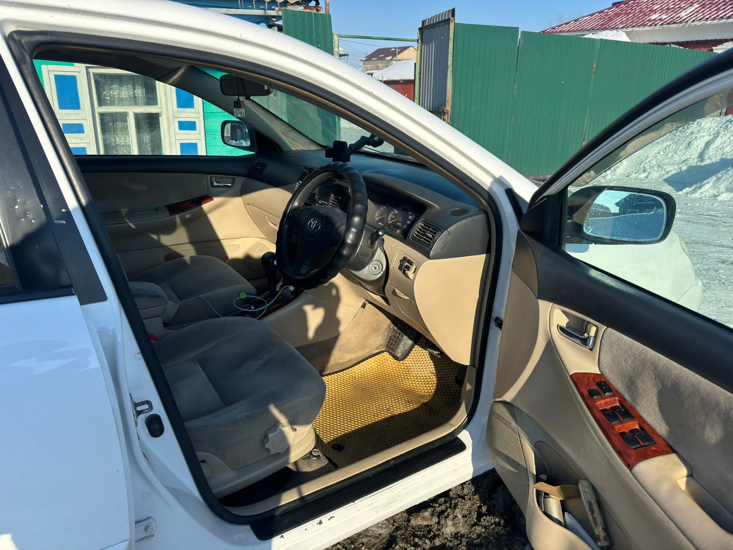 Продажа Toyota Corolla Runx в хорошем состоянии - Авто в Омск