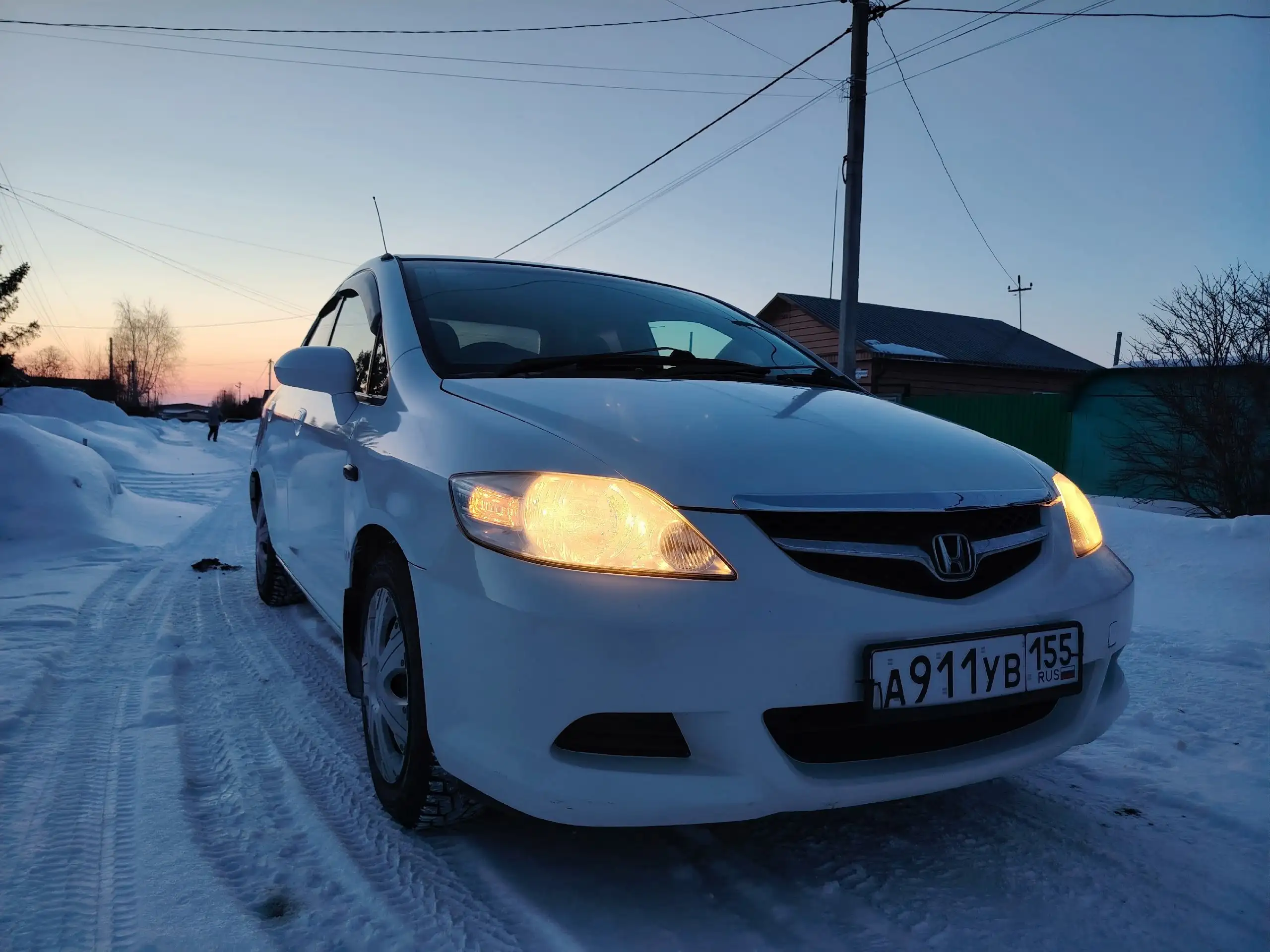 Продажа Honda Fit Aria 2005 года - Седаны (Авто) в Омск
