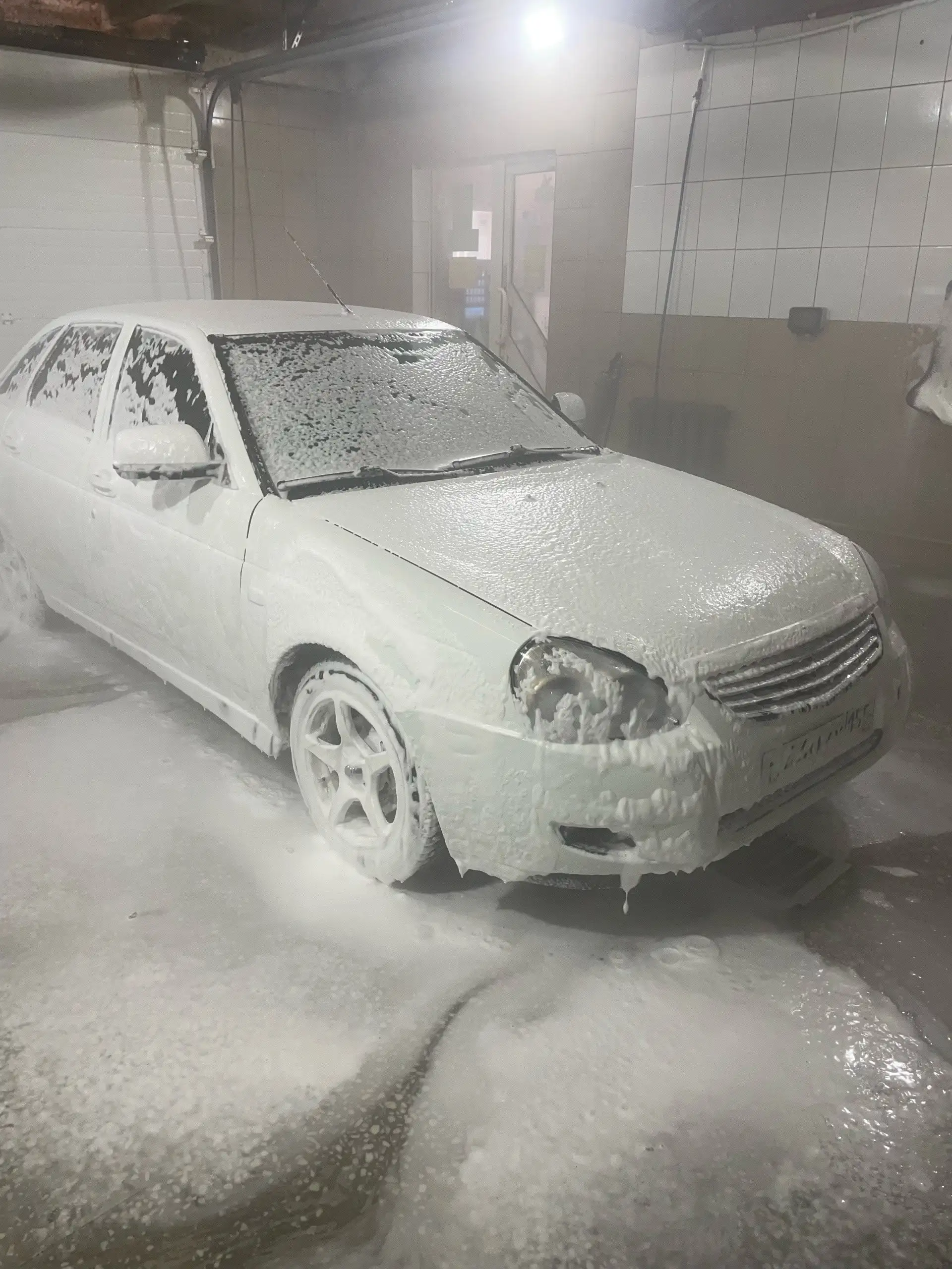 Продам Приору 2013 года в очень хорошем состоянии - Легковые автомобили (Авто) в Омск