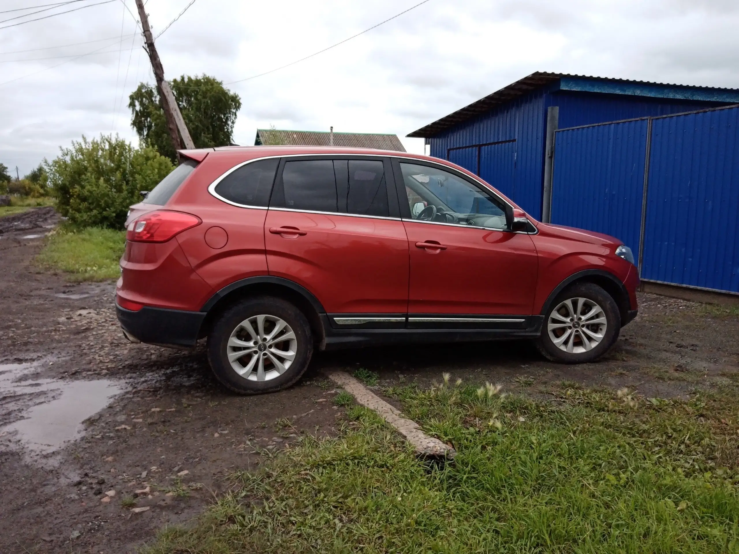 Продам Черри Тиго 5, механика, 2014 года - Авто в Омск