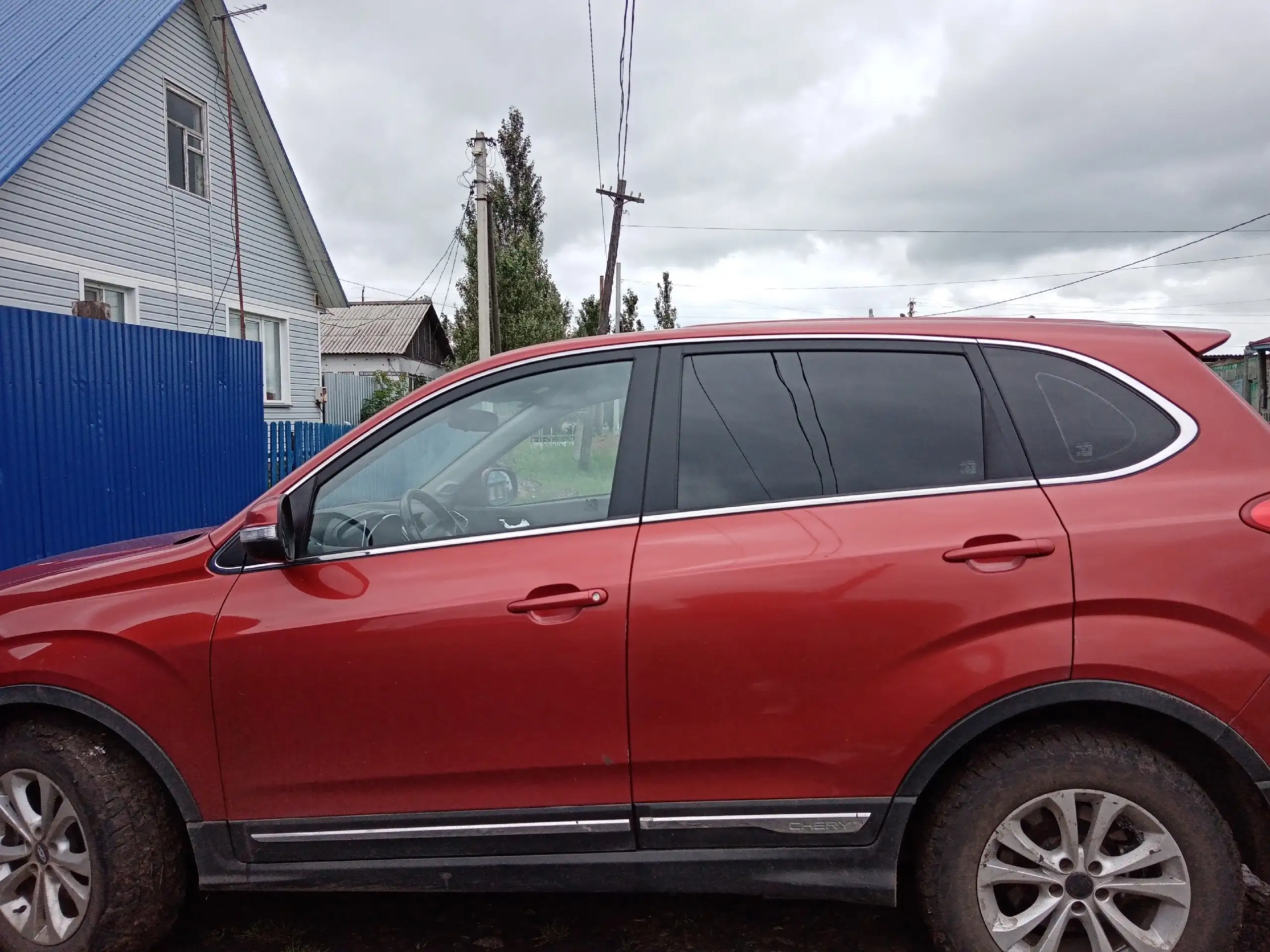 Продам Черри Тиго 5, механика, 2014 года - Авто в Омск