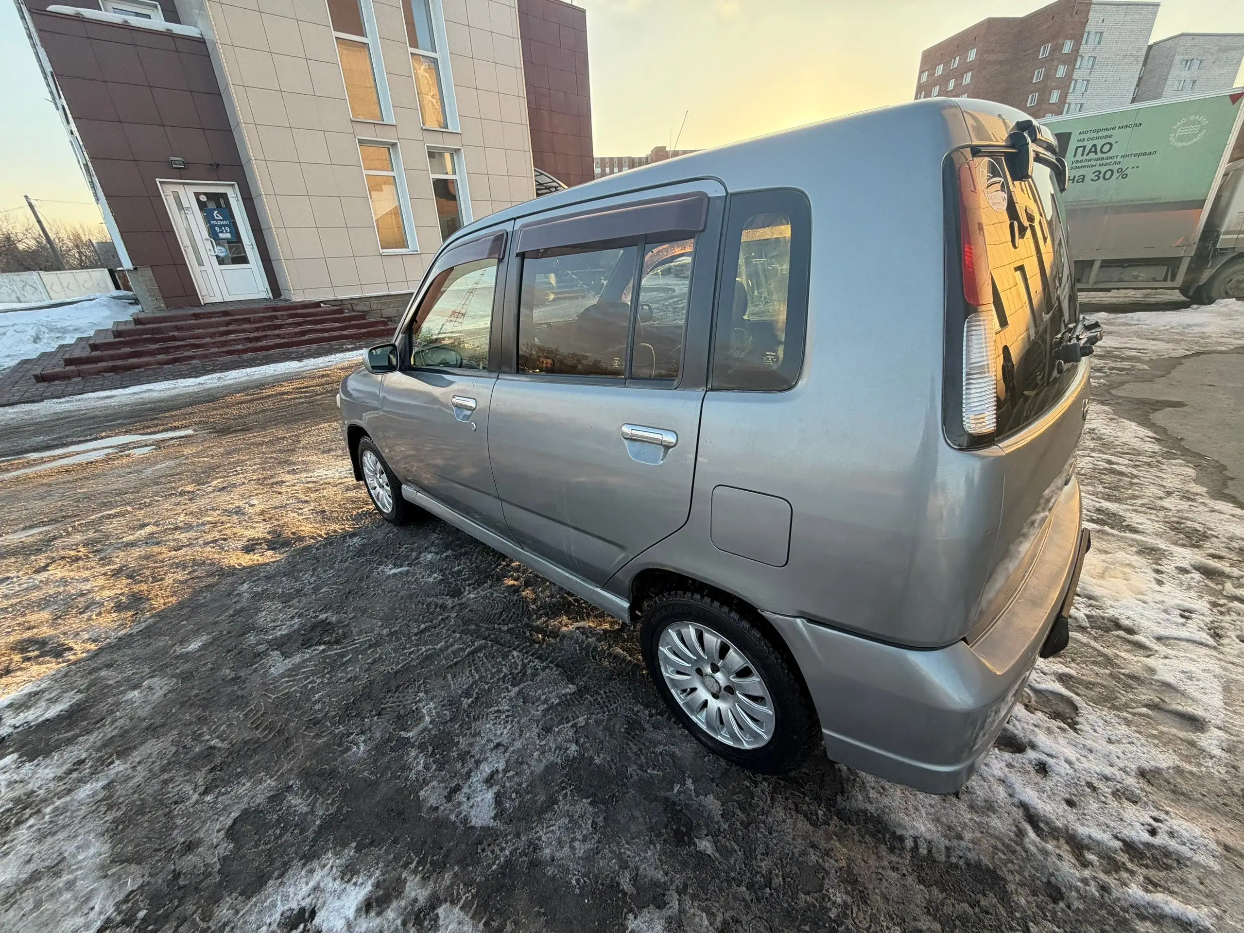 Nissan Cube 1.3 2000 года в нормальном состоянии - Легковые автомобили (Авто) в Омск