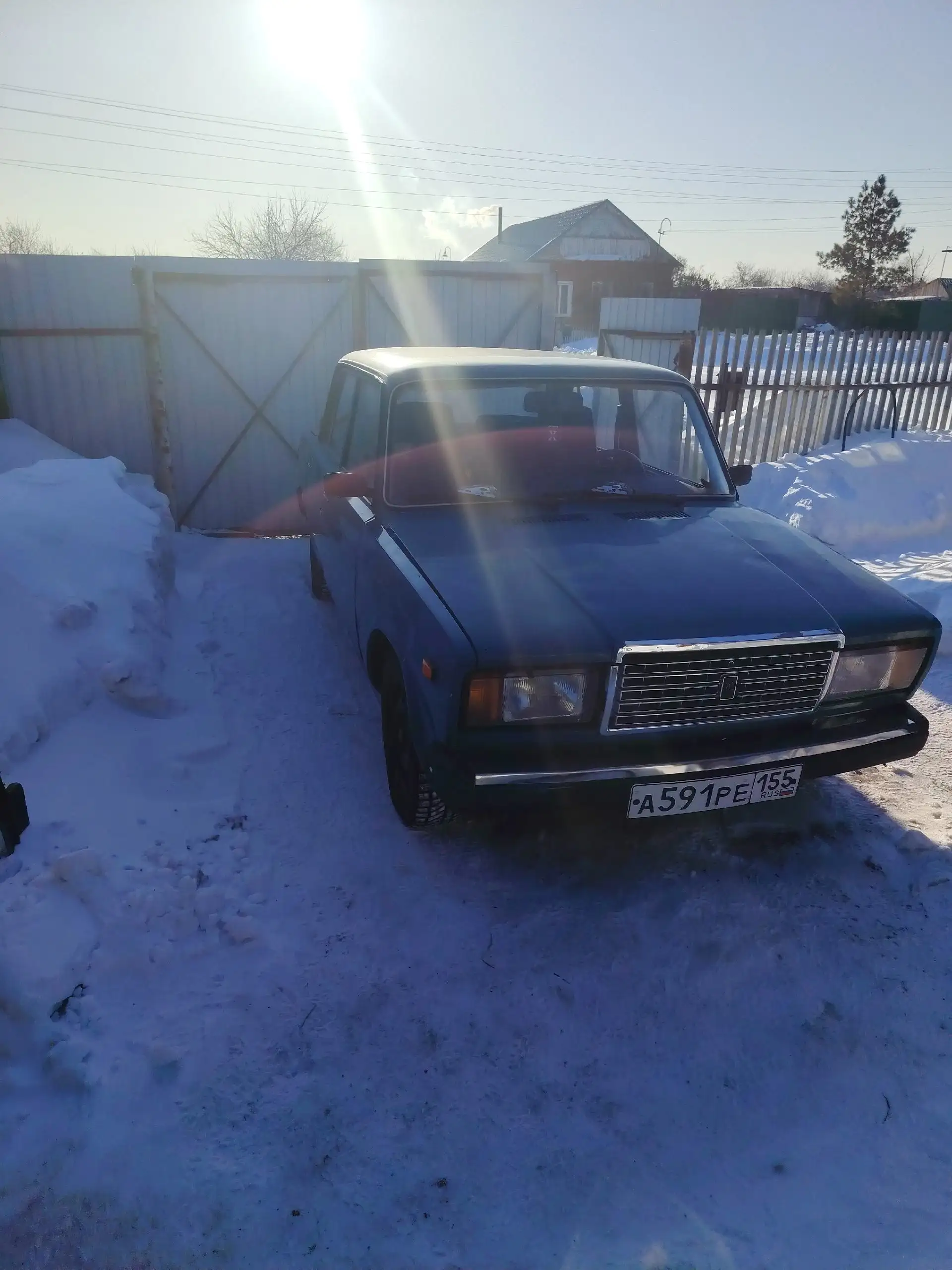 ВАЗ 2107 2004 года инжектор на ходу с резиной - Легковые автомобили (Авто) в Омск