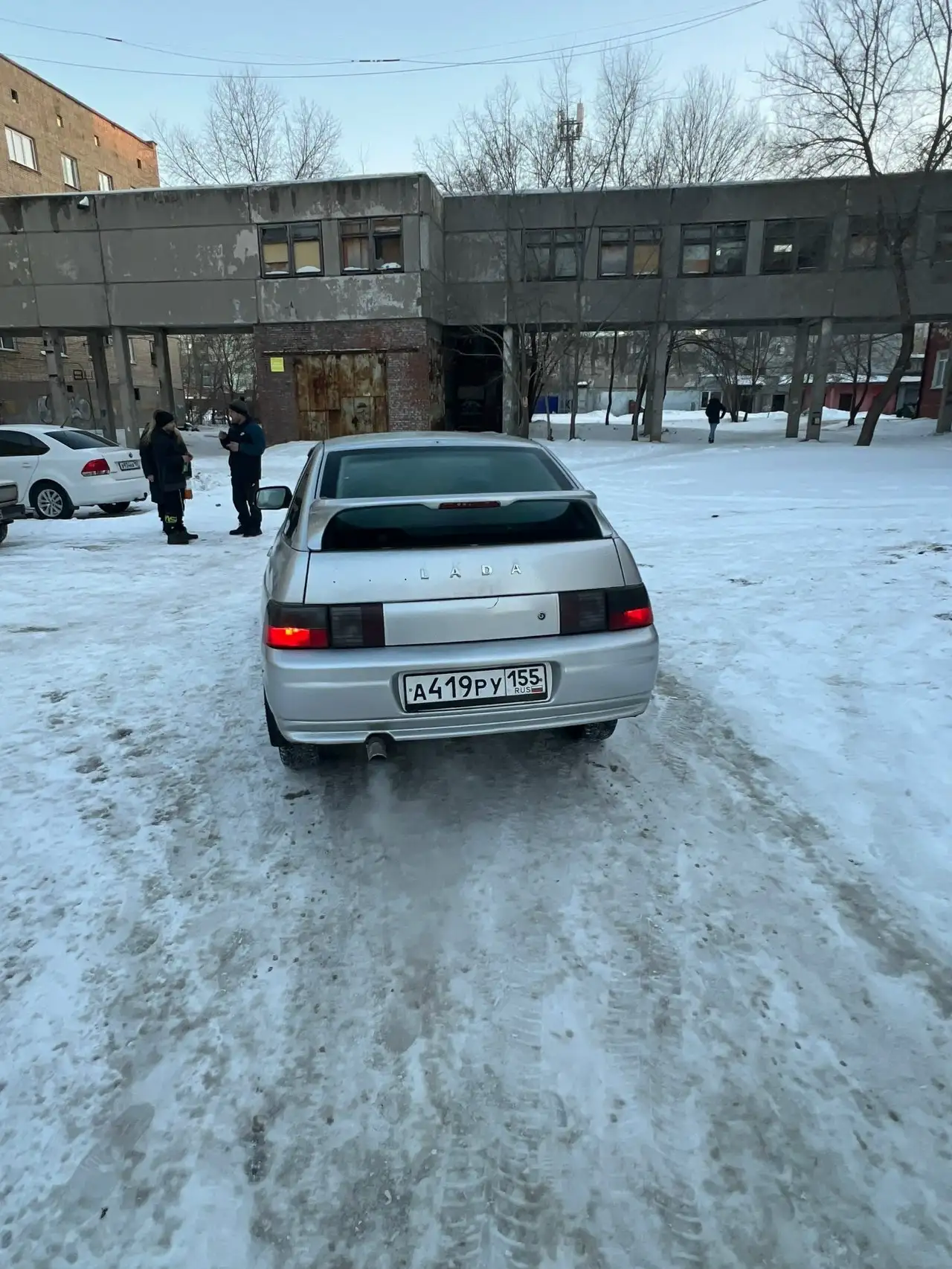 Продается автомобиль с двигателем 124 - Авто в Омск