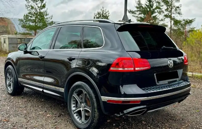 Volkswagen Touareg 2017 II поколения (FL) 3.0 TDI АТ 4Motion - Легковые автомобили (Авто) в Омск