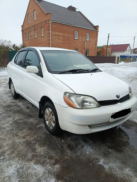 Продам автомобиль Toyota Platz 2002 - ВАЗ (Lada) в Омск
