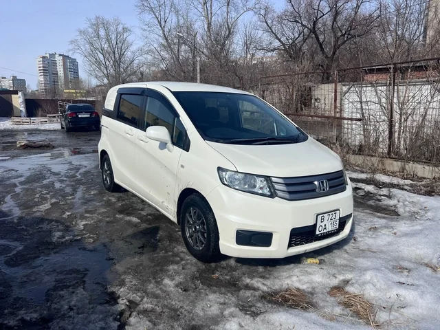 Продажа автомобиля из Японии в Омске - Грузовики в Омск