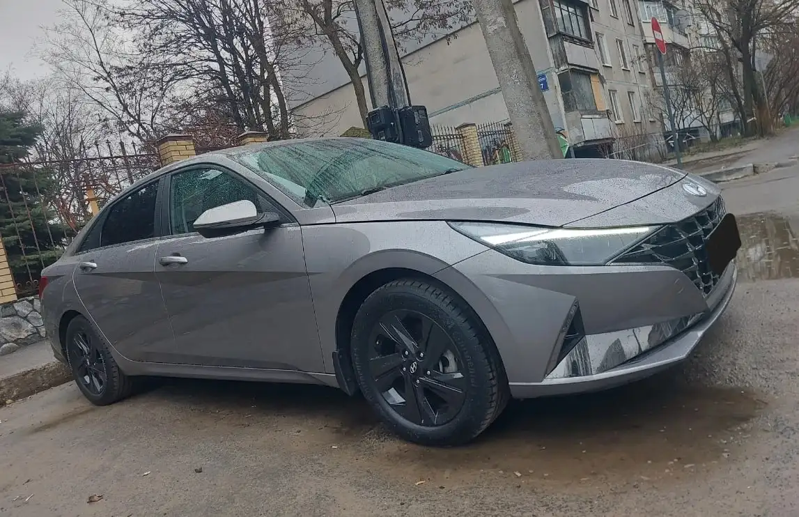 Продажа Hyundai Elantra 2021 года - Легковые автомобили (Авто) в Омск