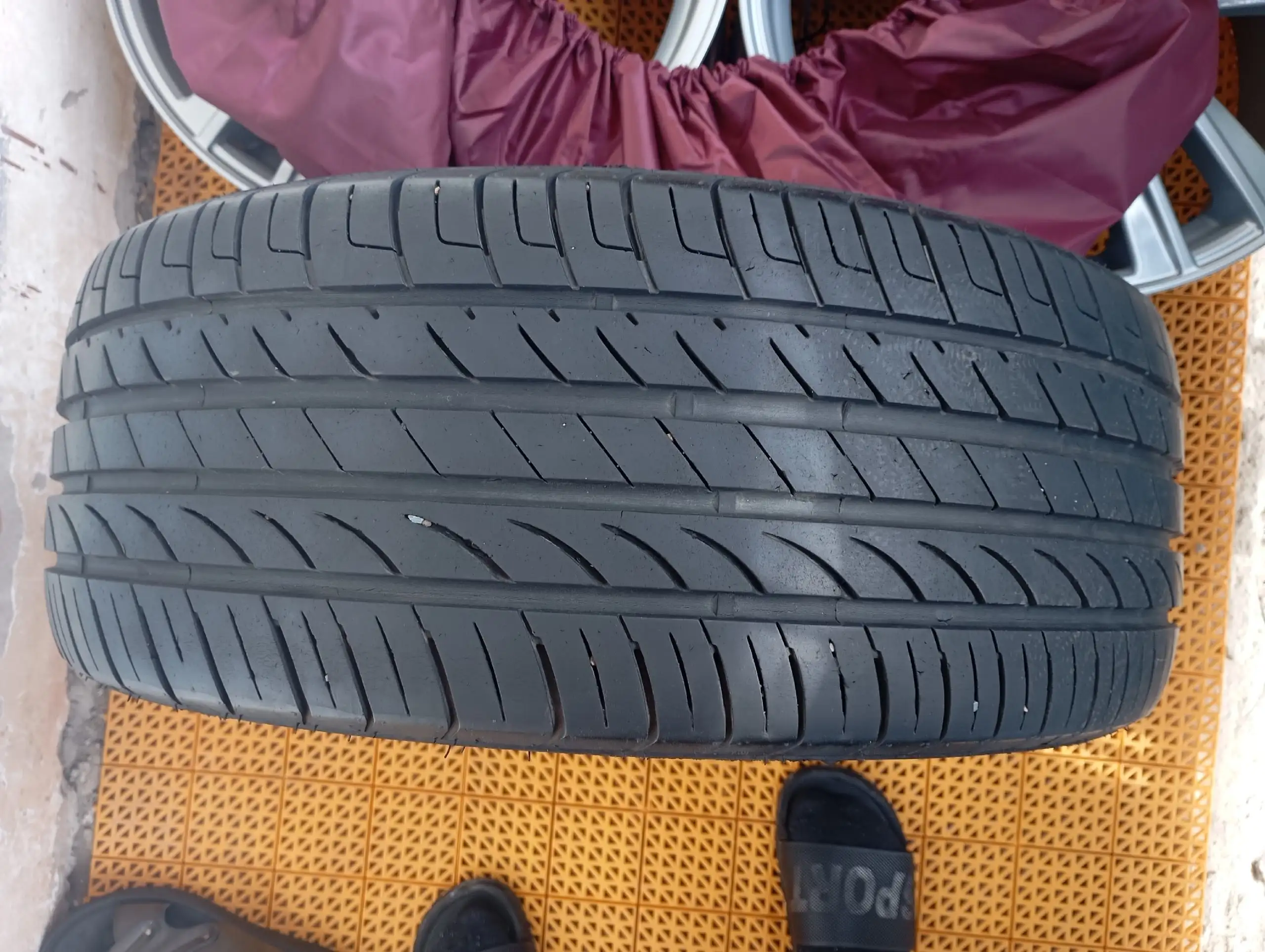 Комплект колес летняя резина 215/45 R17 диски 5x114 - Запчасти (Авто) в Омск