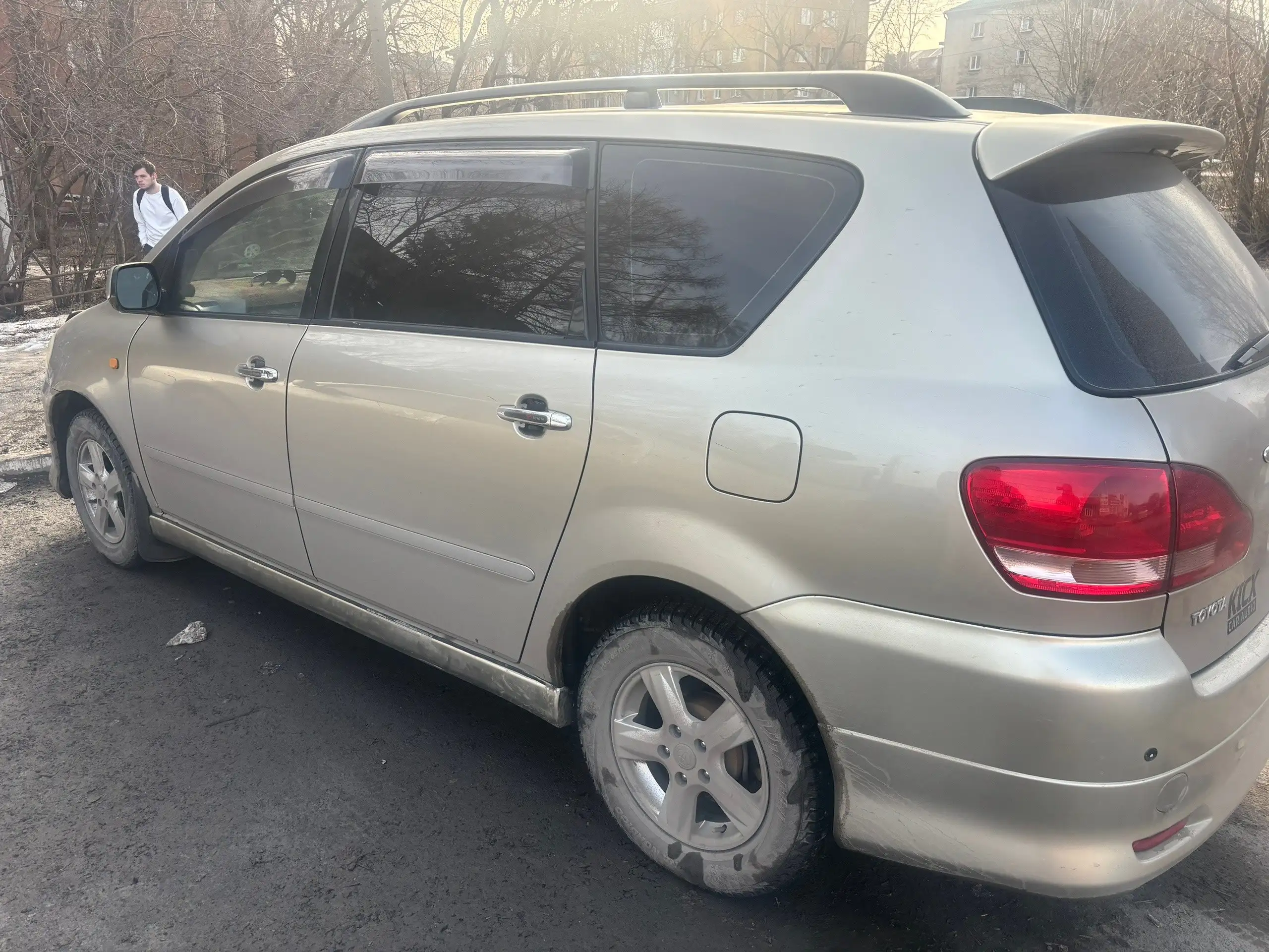 Toyota Picnic 2003 года - Авто в Омск