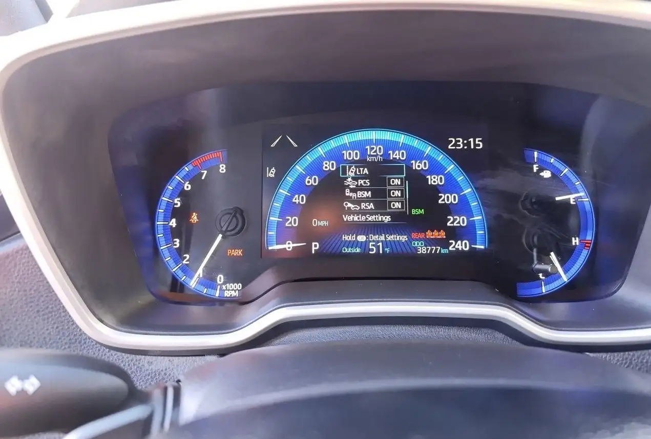 Продам Toyota Corolla 2020 - Легковые автомобили (Авто) в Омск