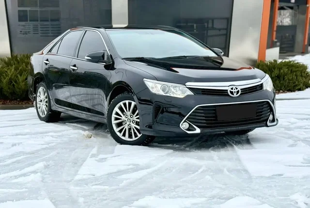 Продажа Toyota Camry 2016 года - Легковые автомобили в Омск