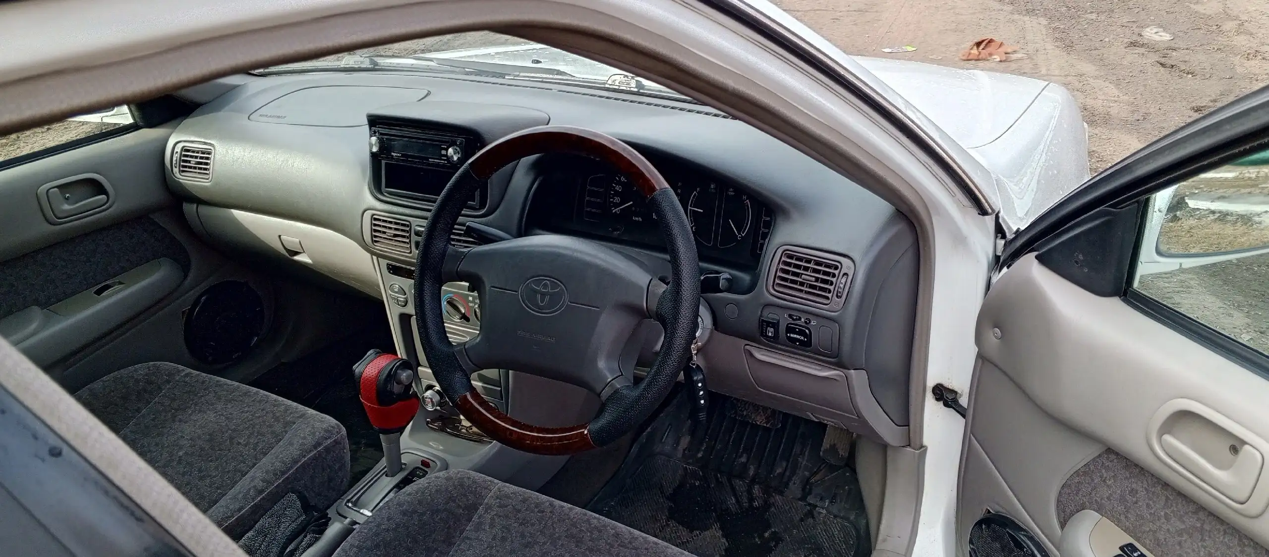 Продам автомобиль 2000 года с ГБО 4 поколения - Авто в Омск