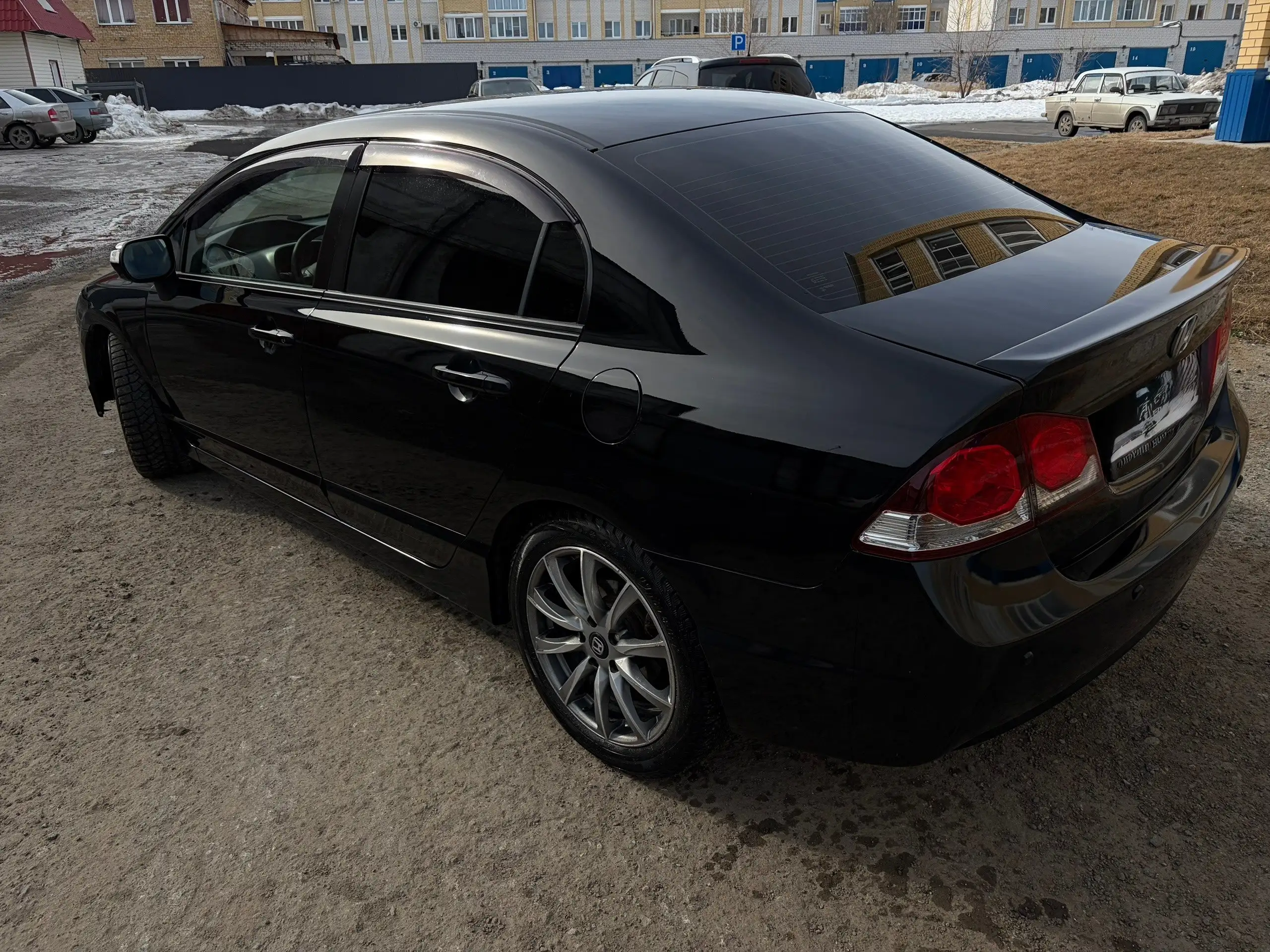 Honda Civic 2009 года выпуска - Авто в Ишим